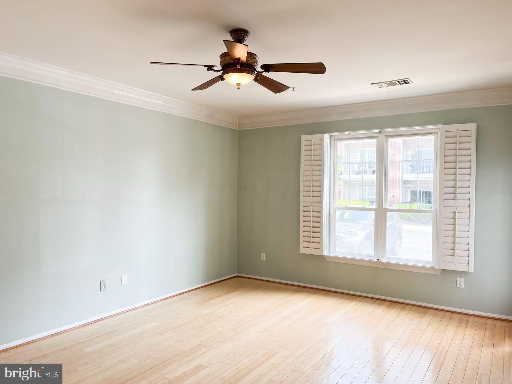 GATES OF MCLEAN - Residential Lease