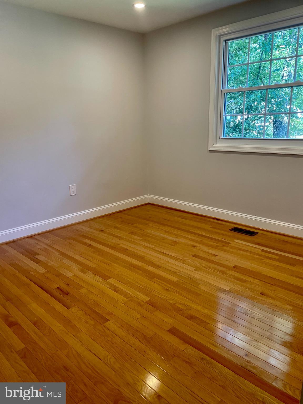 FOX LAIR - Residential Lease