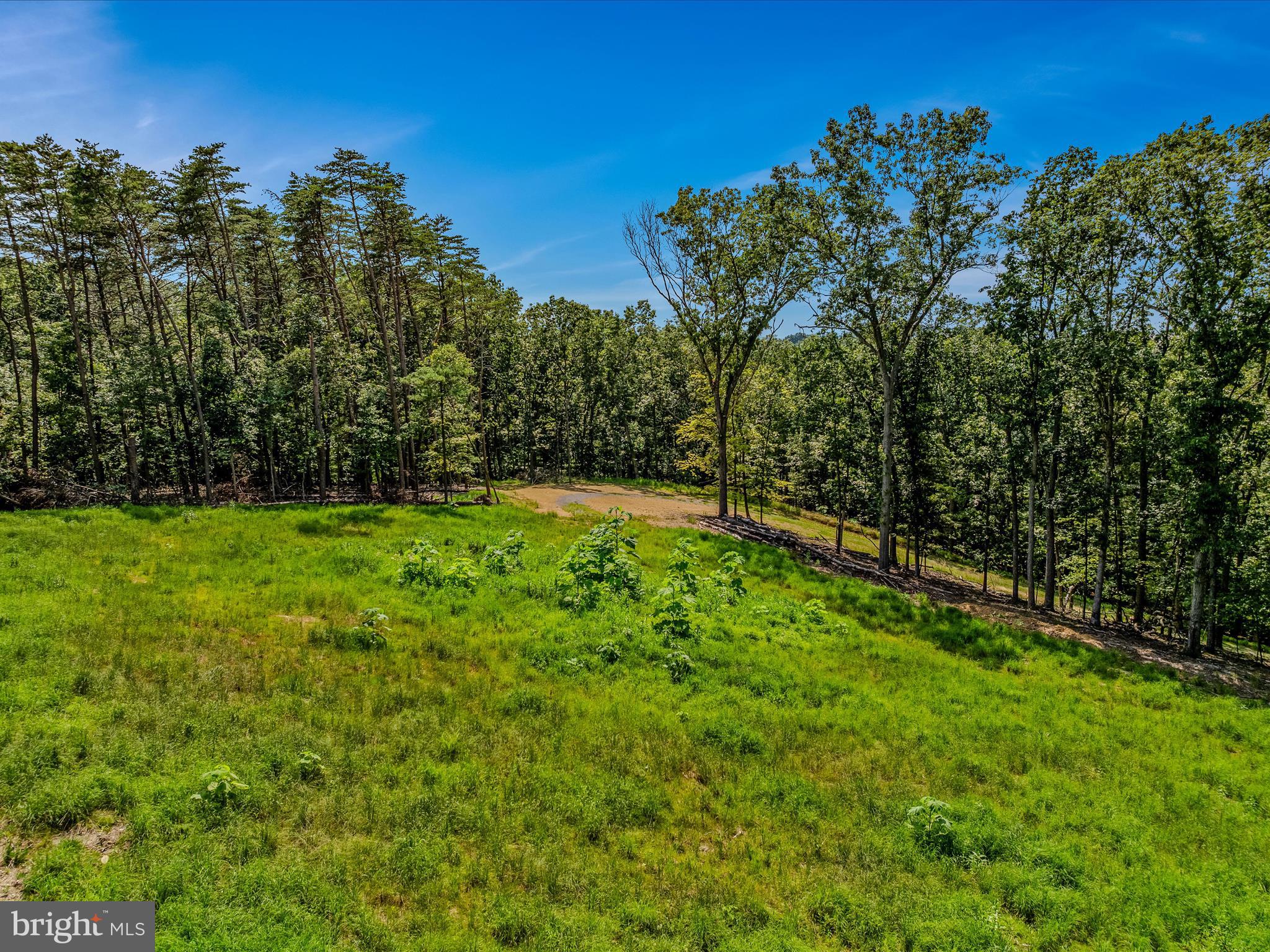 MEREDITH RIDGE - Land