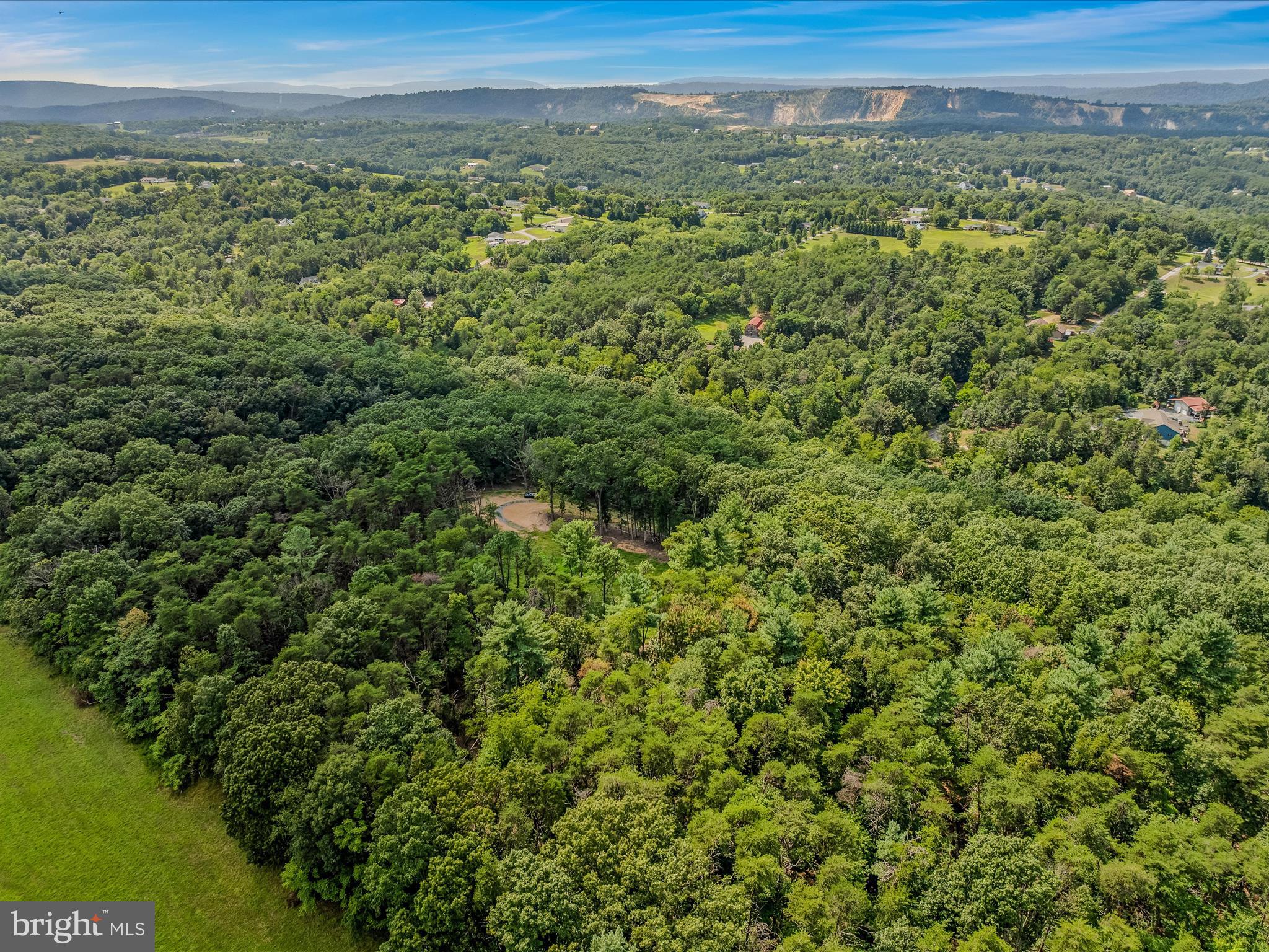 MEREDITH RIDGE - Land