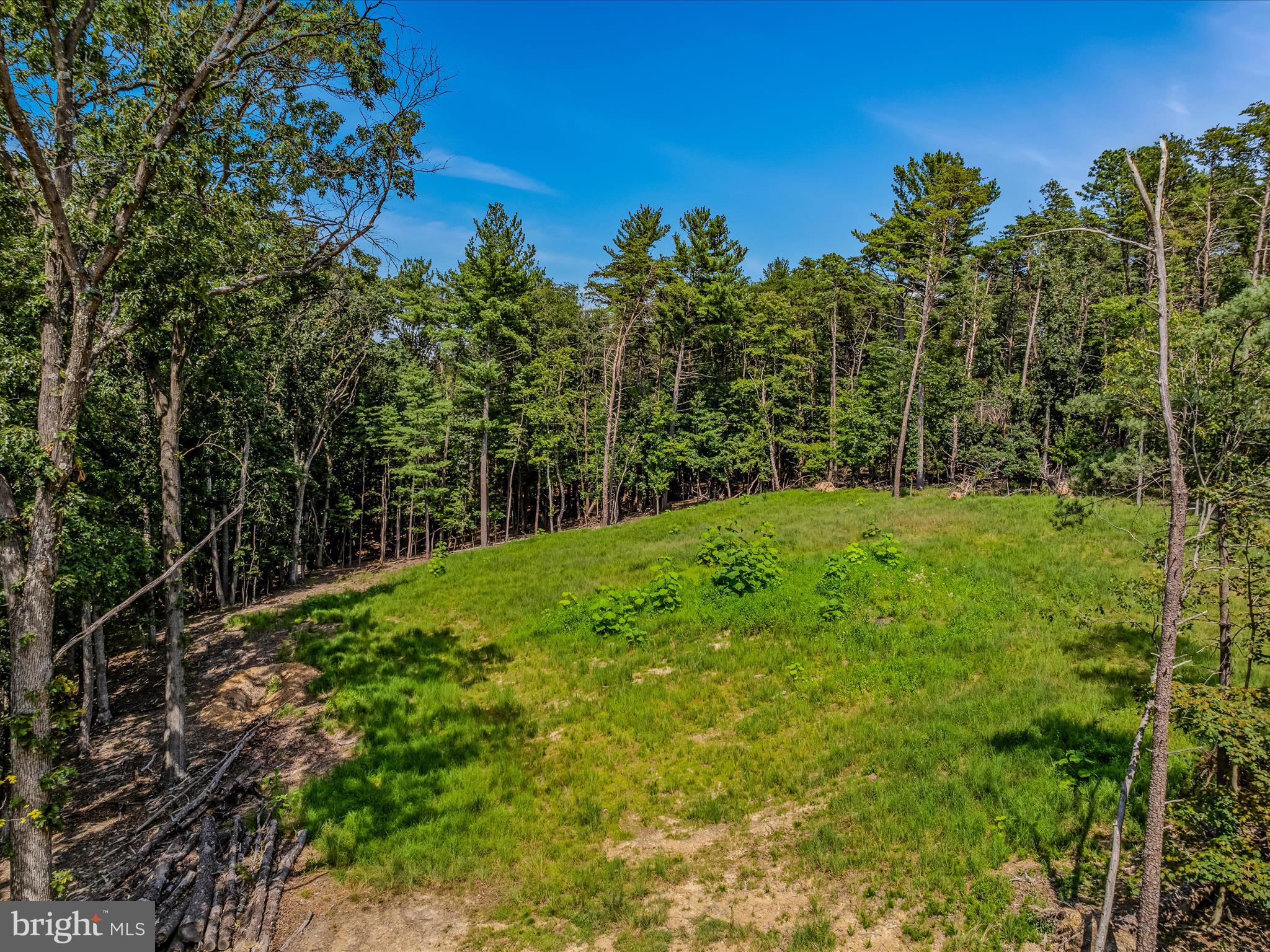 MEREDITH RIDGE - Land