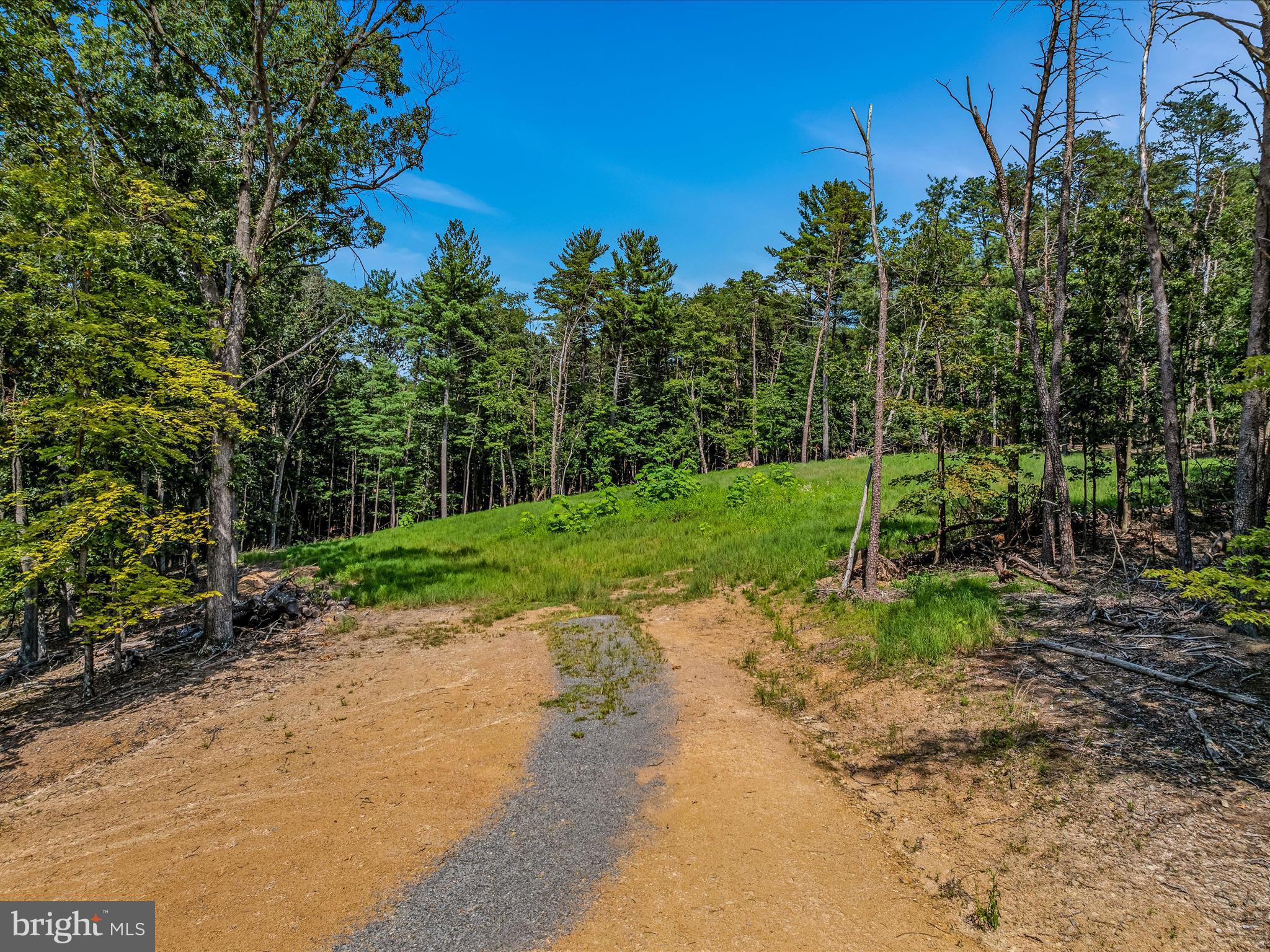 MEREDITH RIDGE - Land