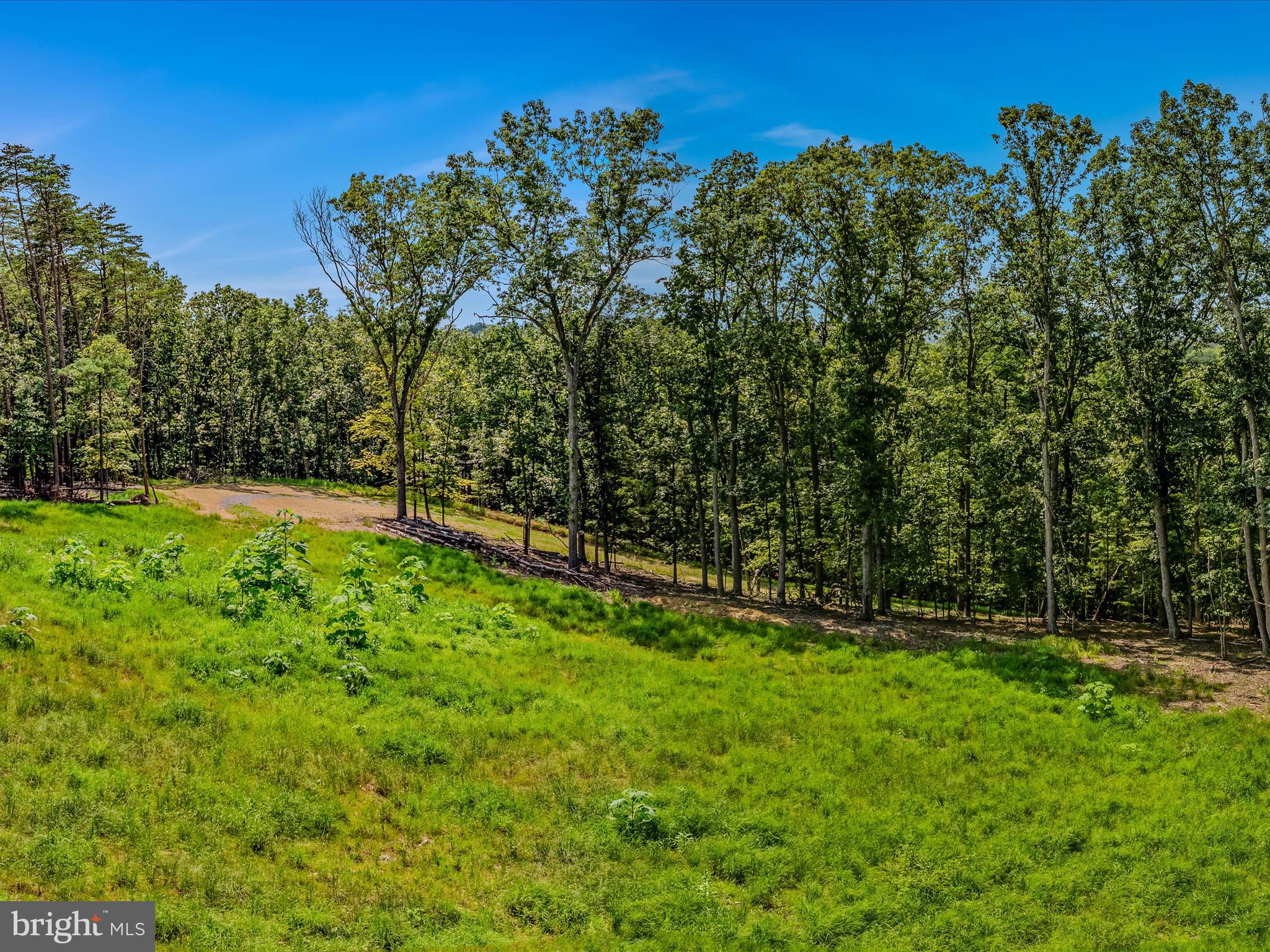 MEREDITH RIDGE - Land