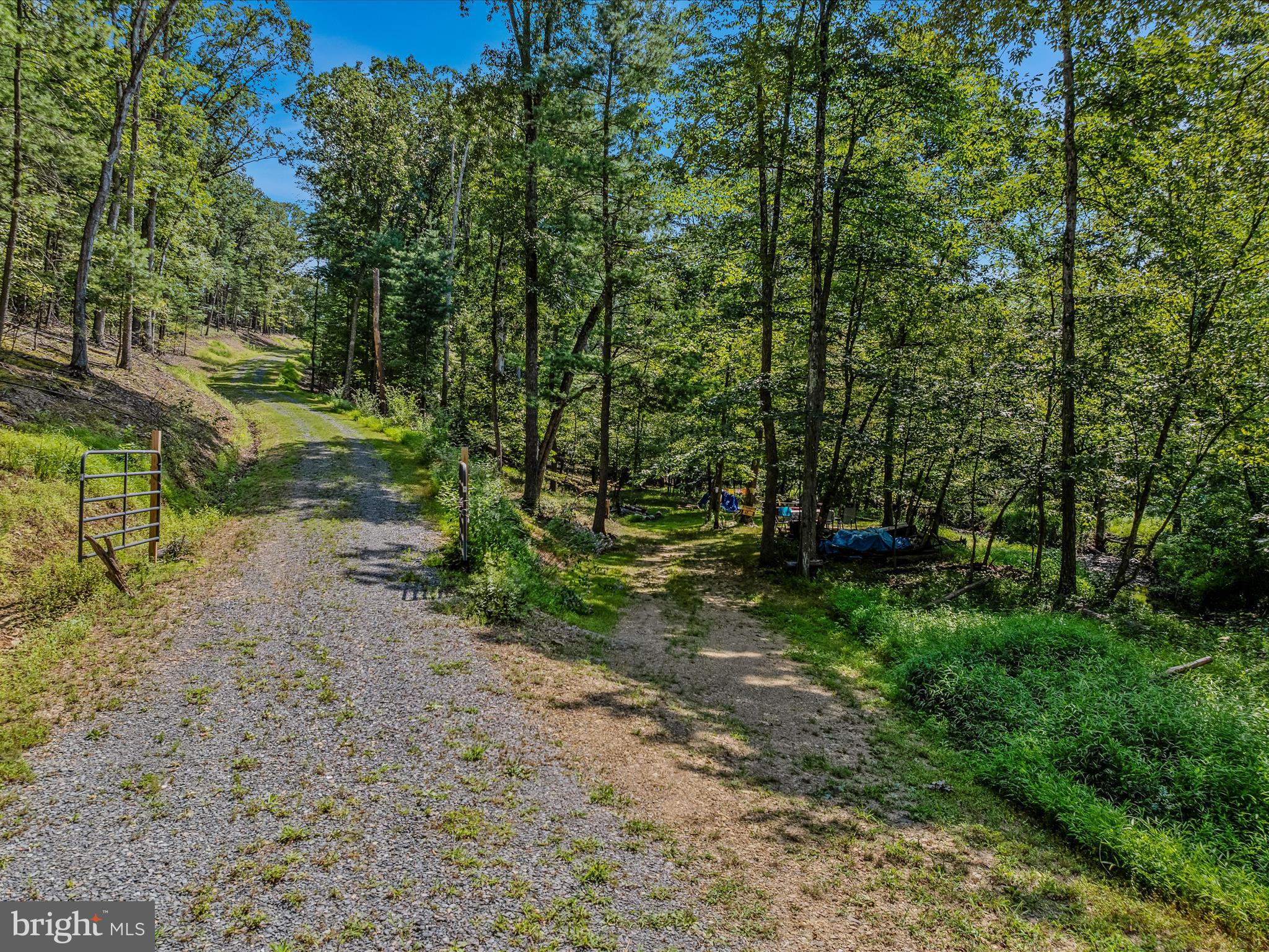 MEREDITH RIDGE - Land