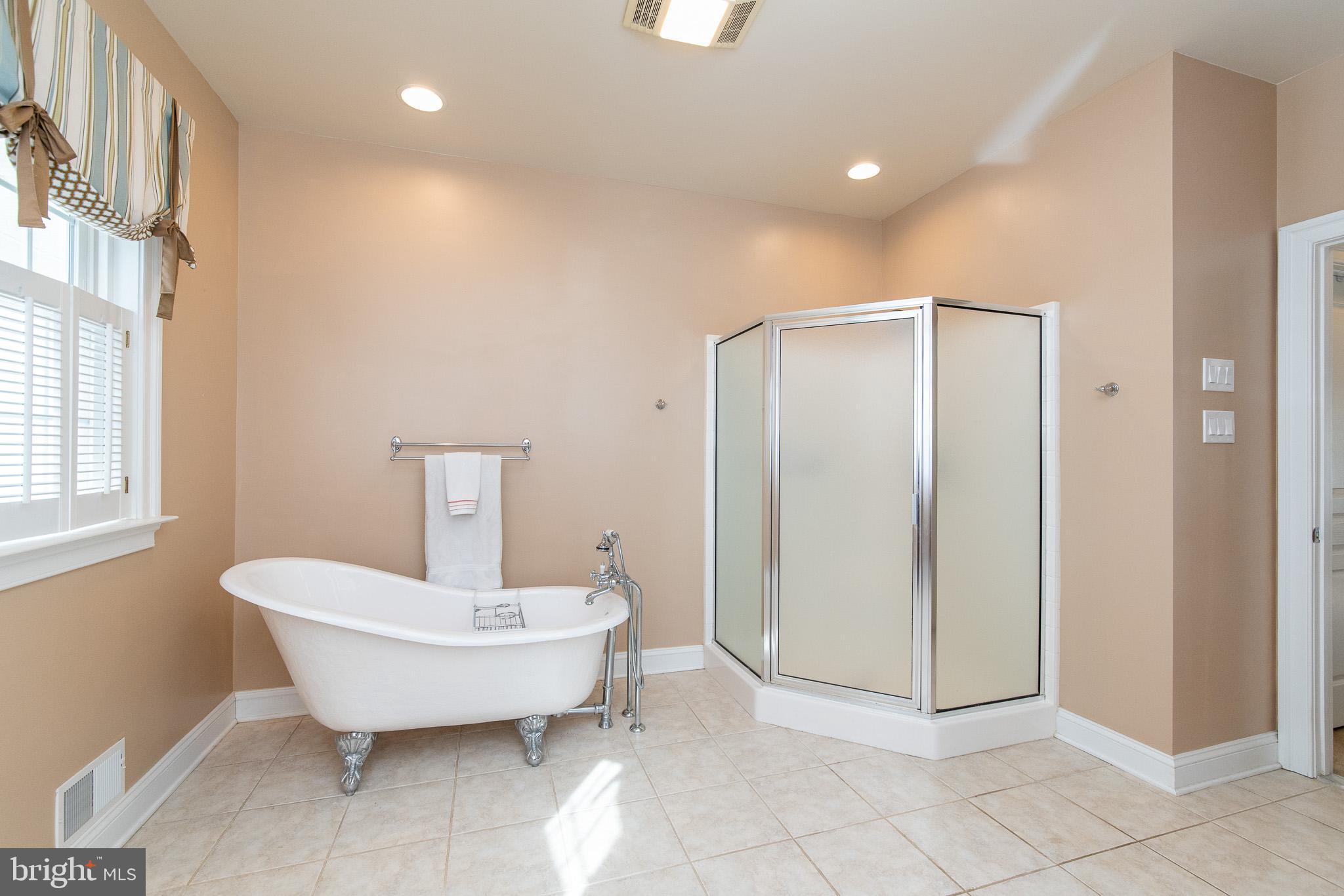 OAK GROVE FARM - Residential