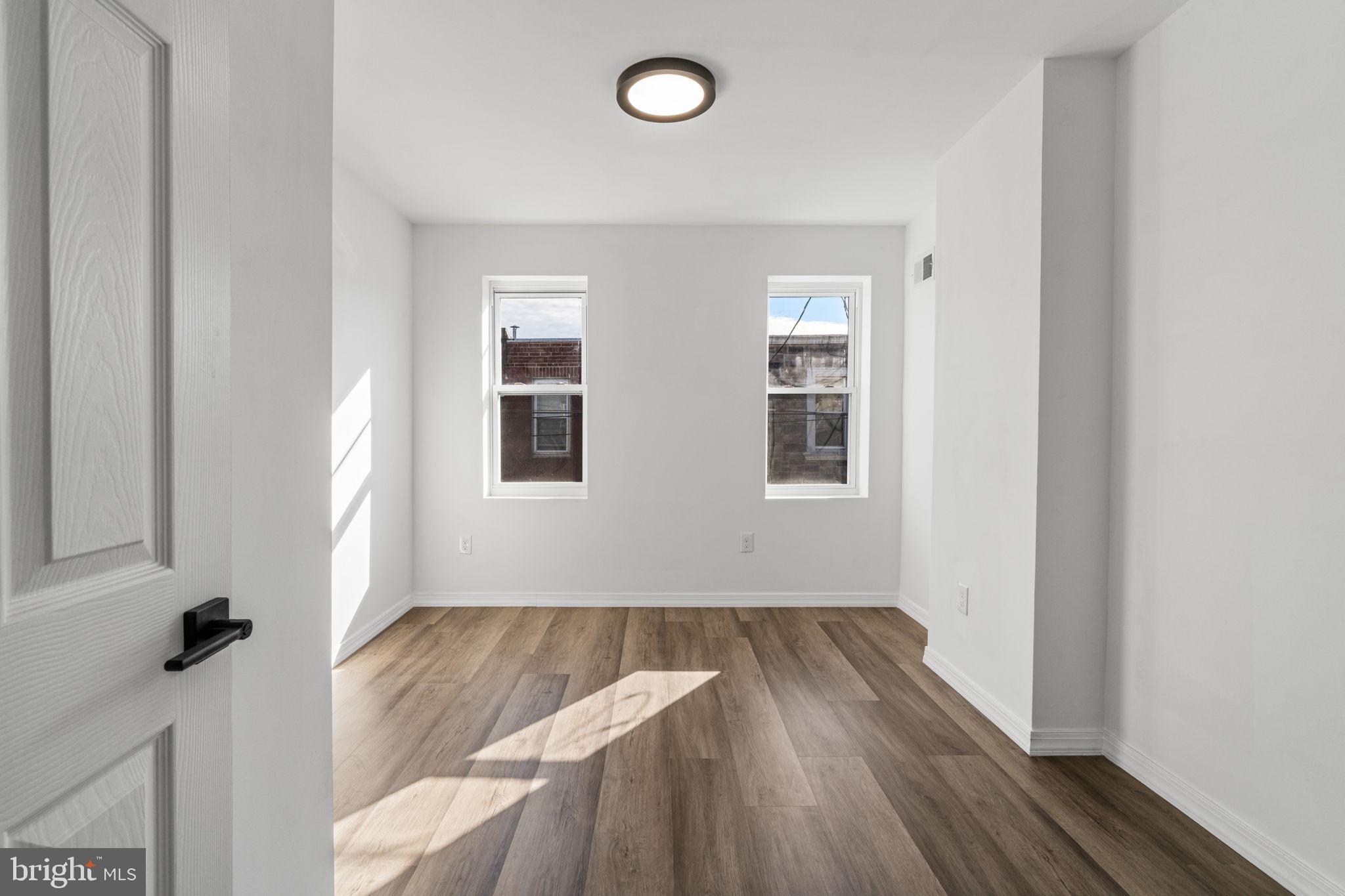 RICHMOND - Residential