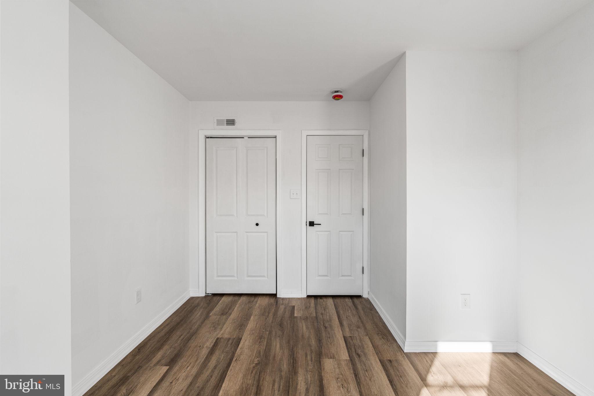 RICHMOND - Residential