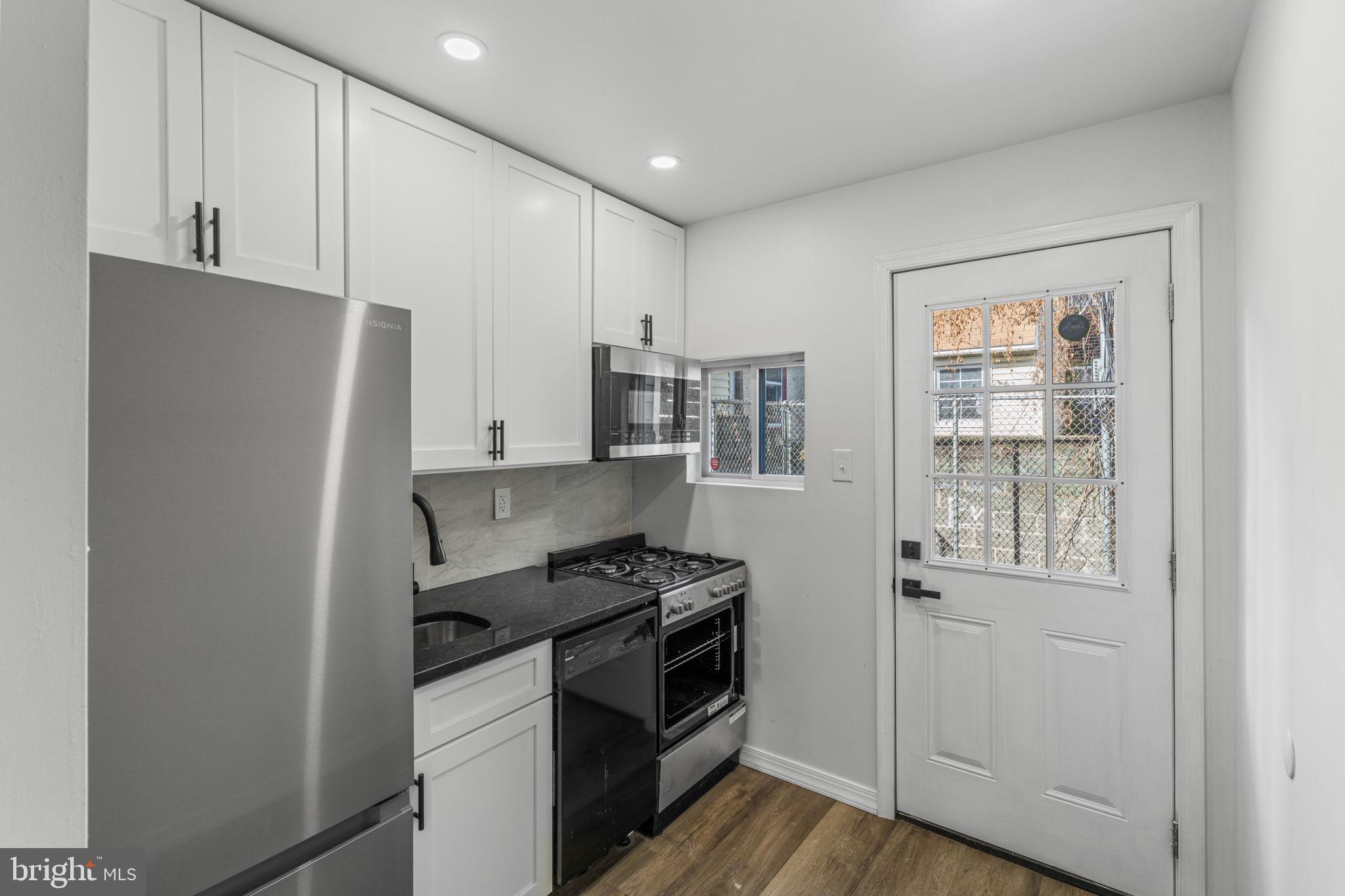 RICHMOND - Residential