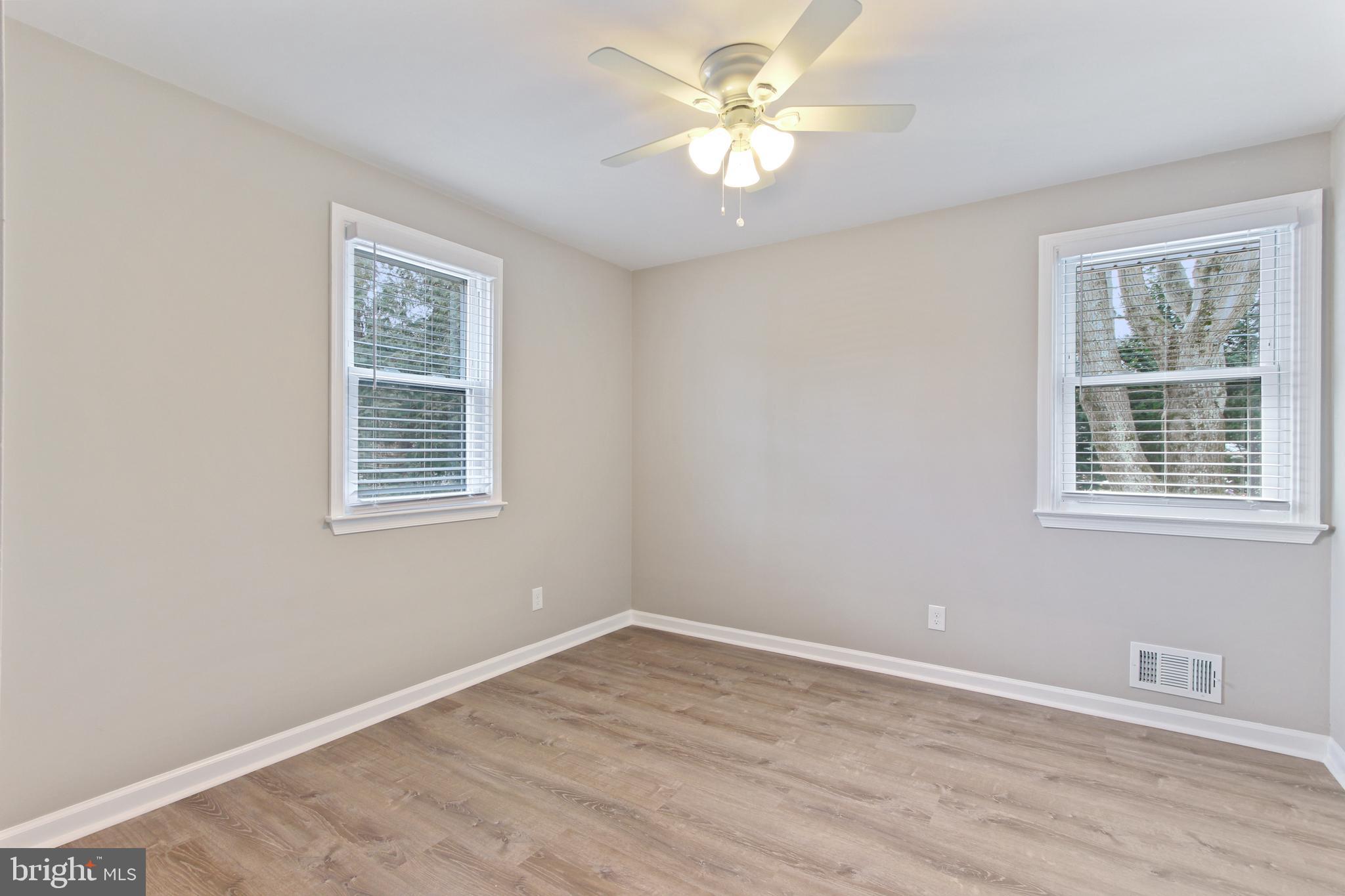 STONELEIGH - Residential