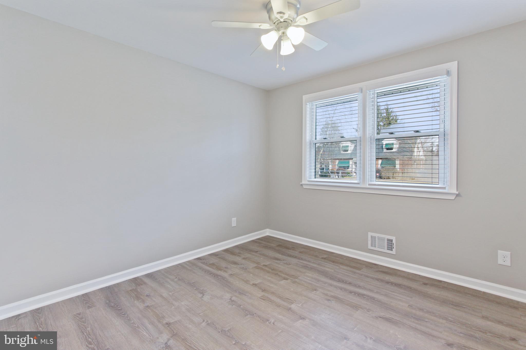 STONELEIGH - Residential