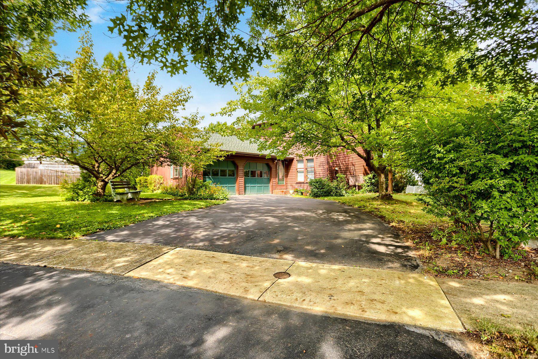2024 MILL PLAIN COURT