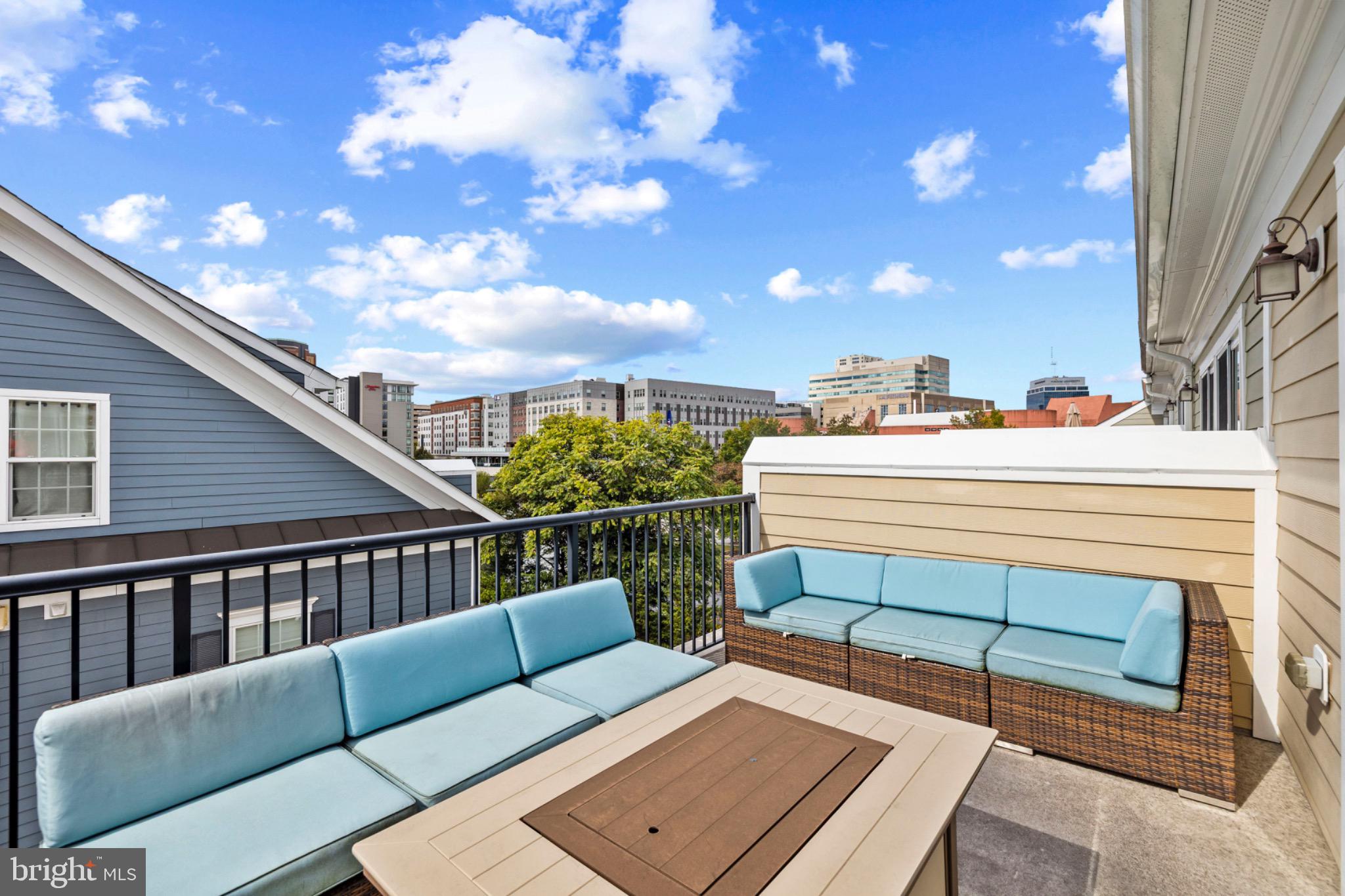 TOWSON GREEN - Residential Lease