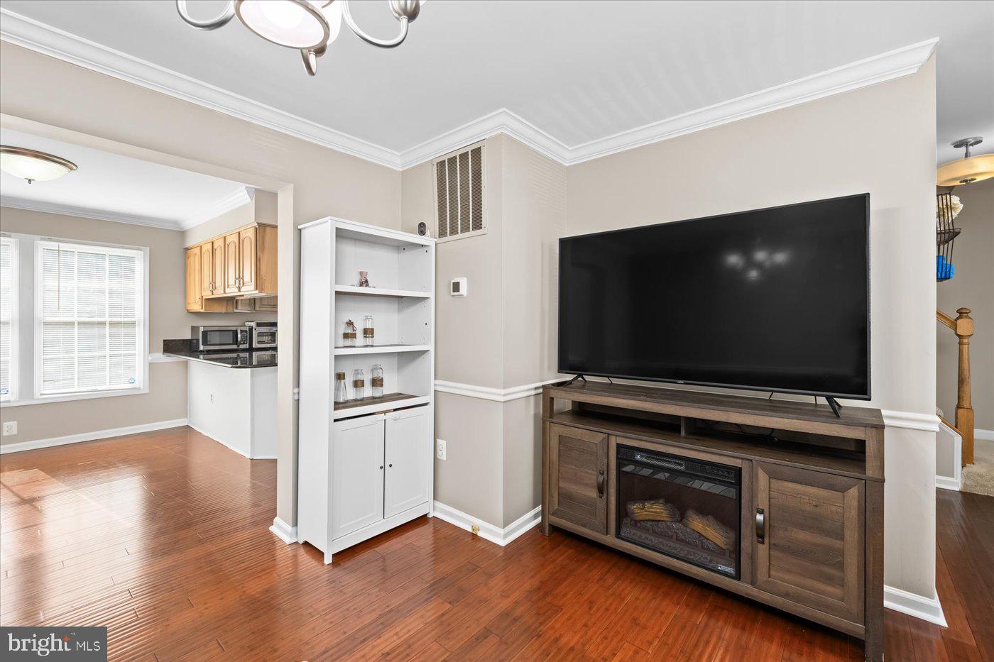 SETTLERS LANDING - Residential