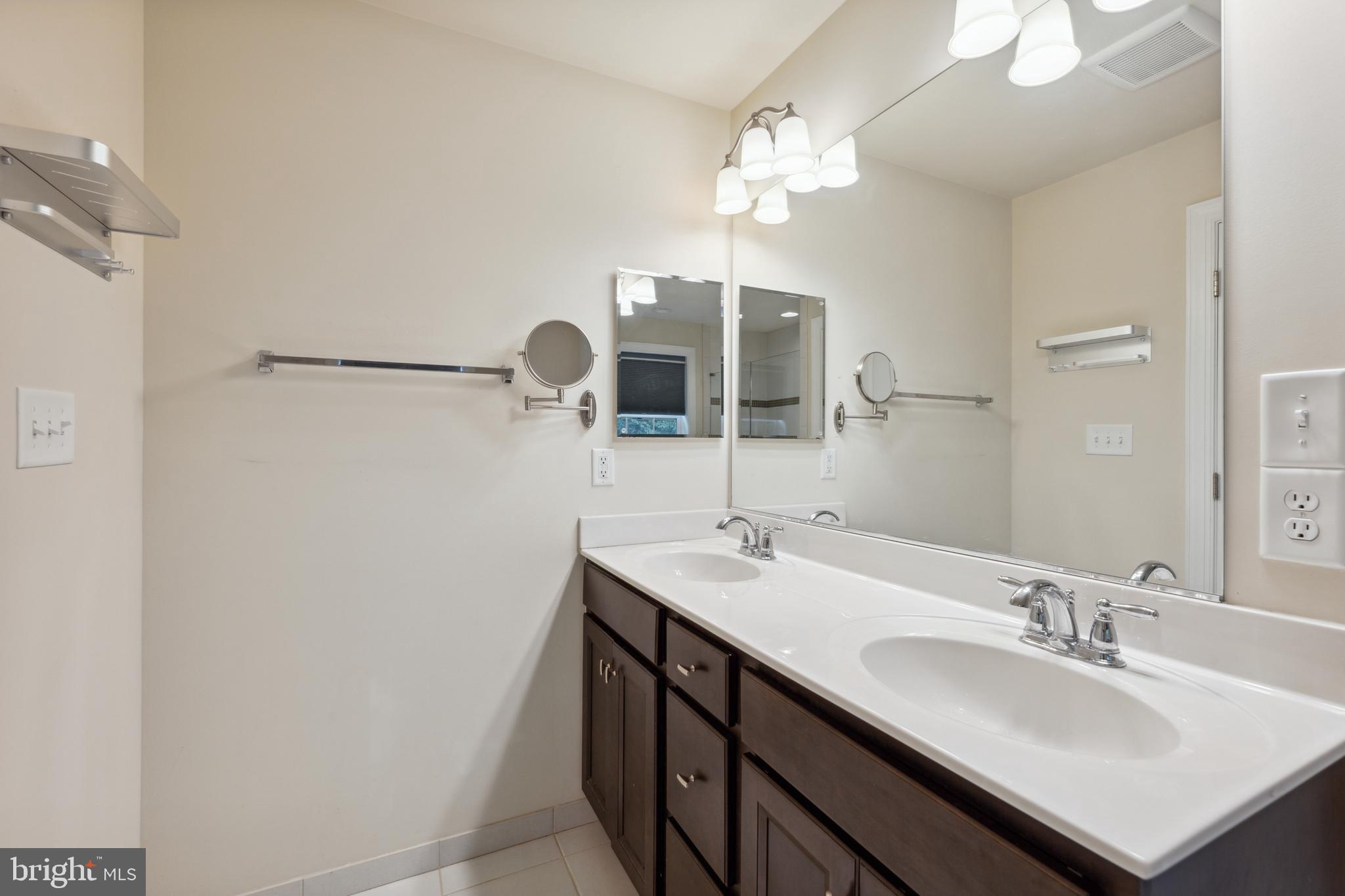 DEVONSHIRE - Residential Lease