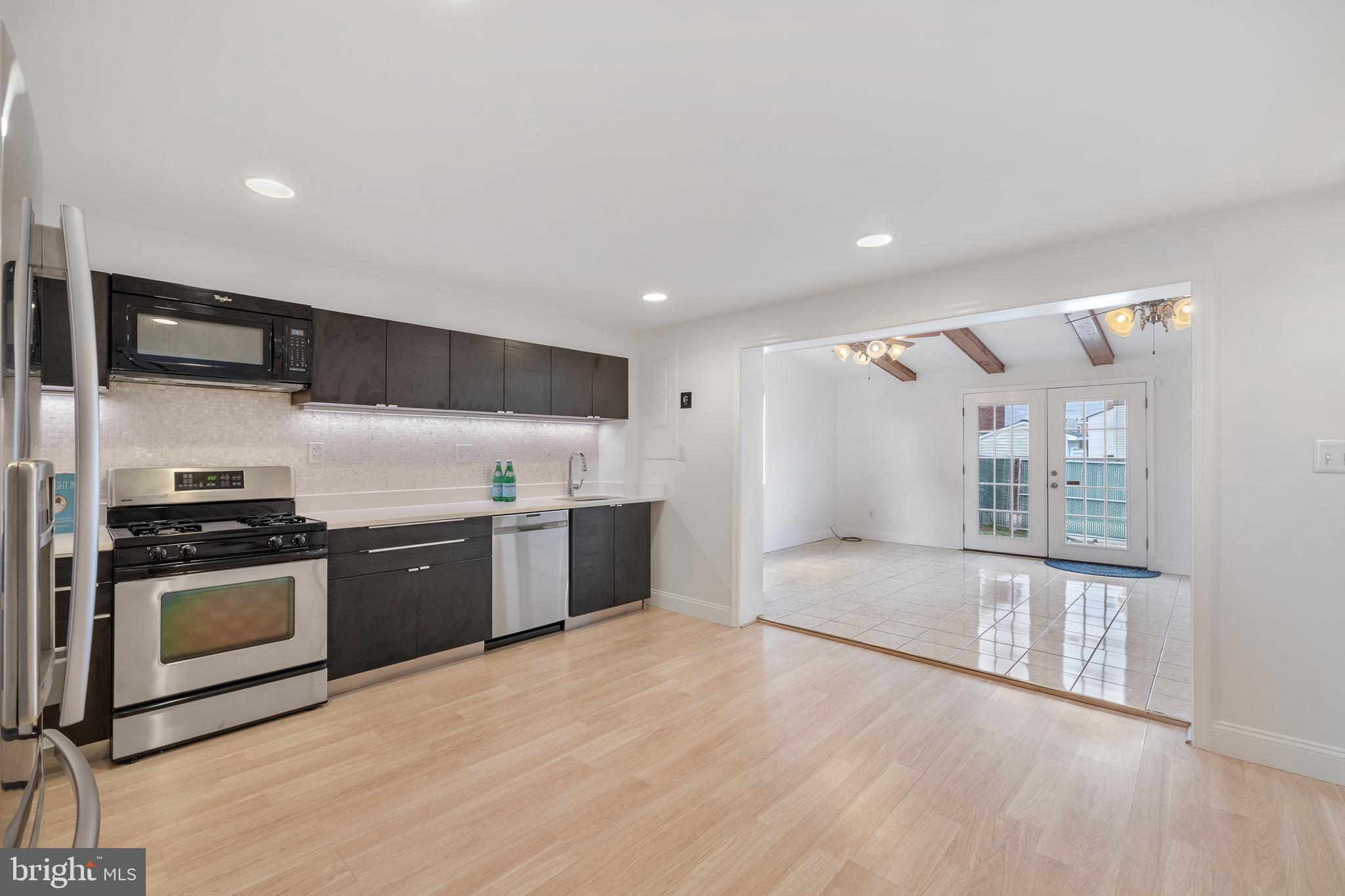 EASTWOOD HEIGHTS - Residential