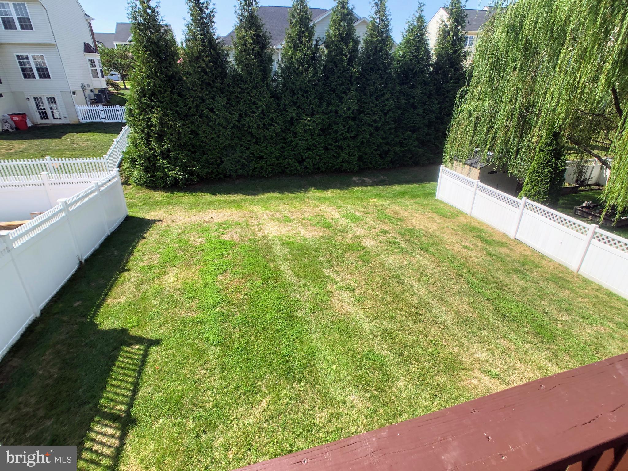 LAKELAND PLACE - Residential