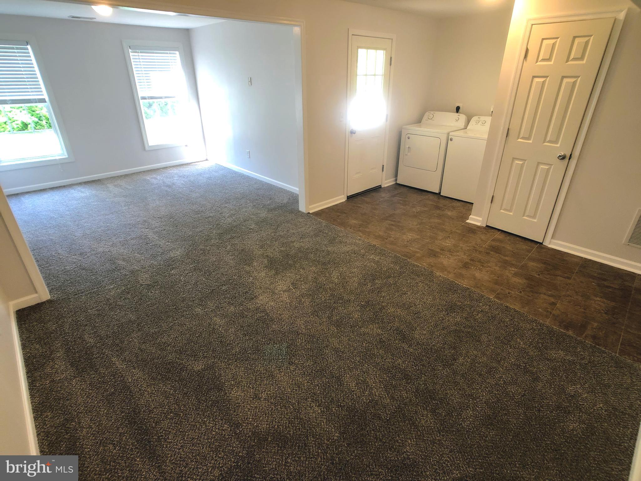 LAKELAND PLACE - Residential