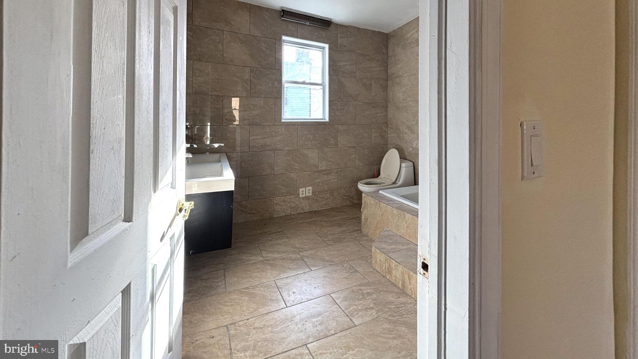 PHILADELPHIA - Residential Lease