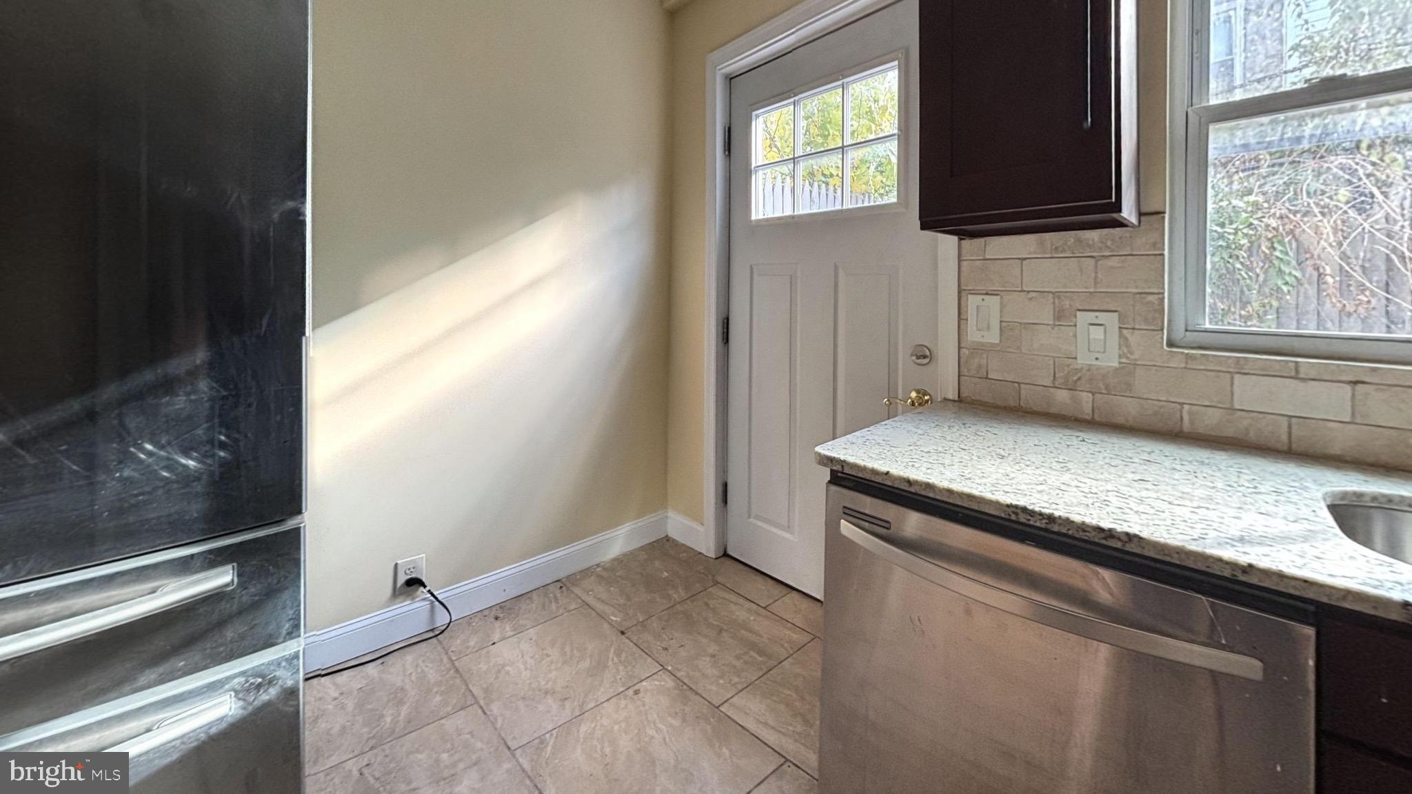 PHILADELPHIA - Residential Lease