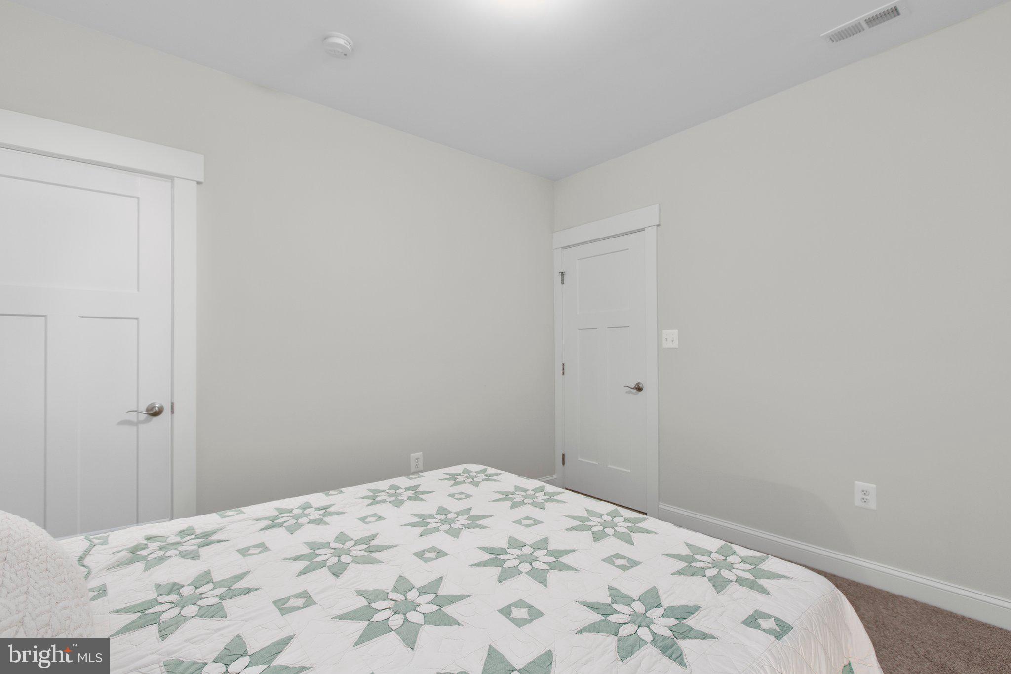 RIVER GLEN - Residential