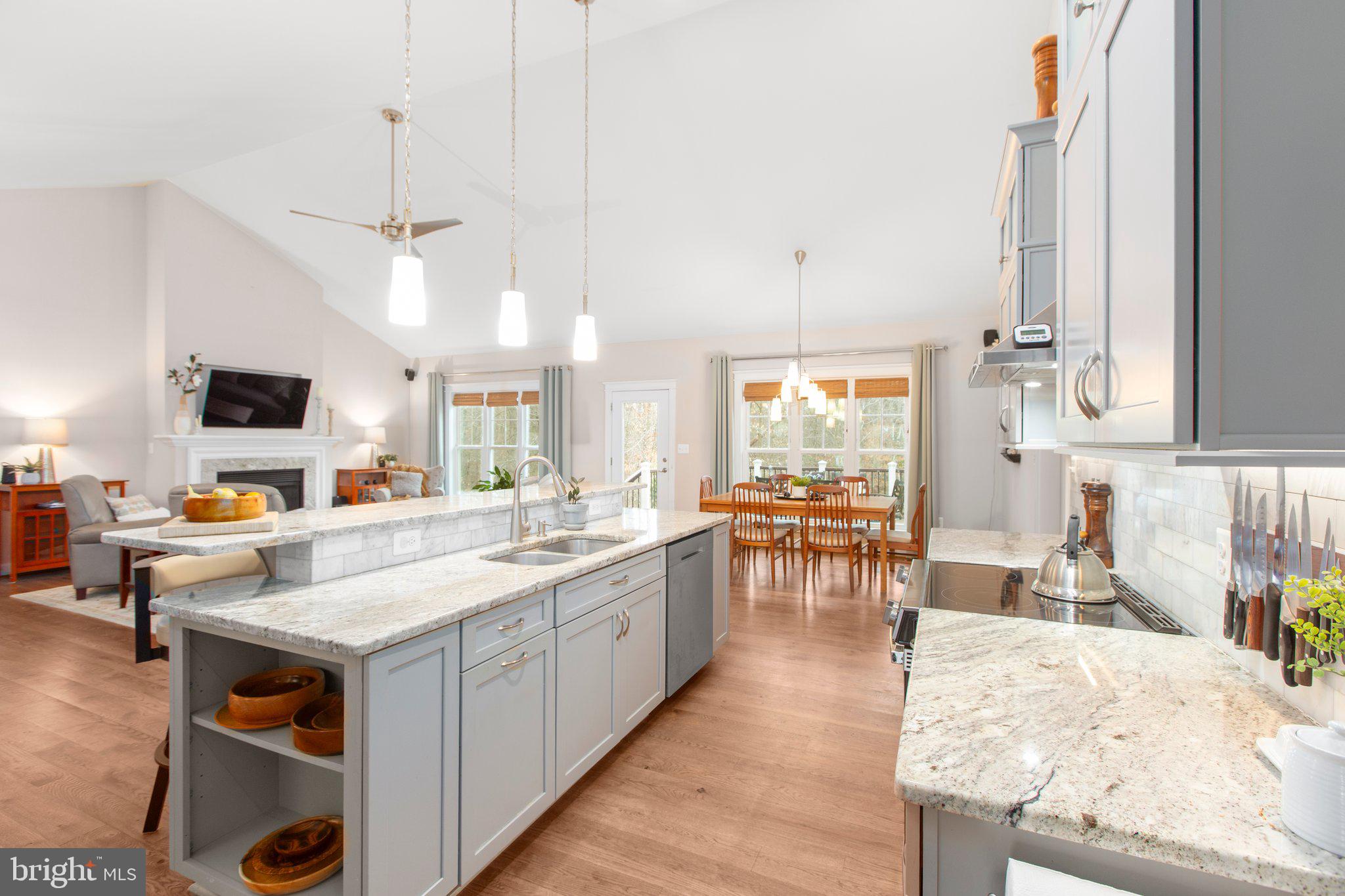 RIVER GLEN - Residential