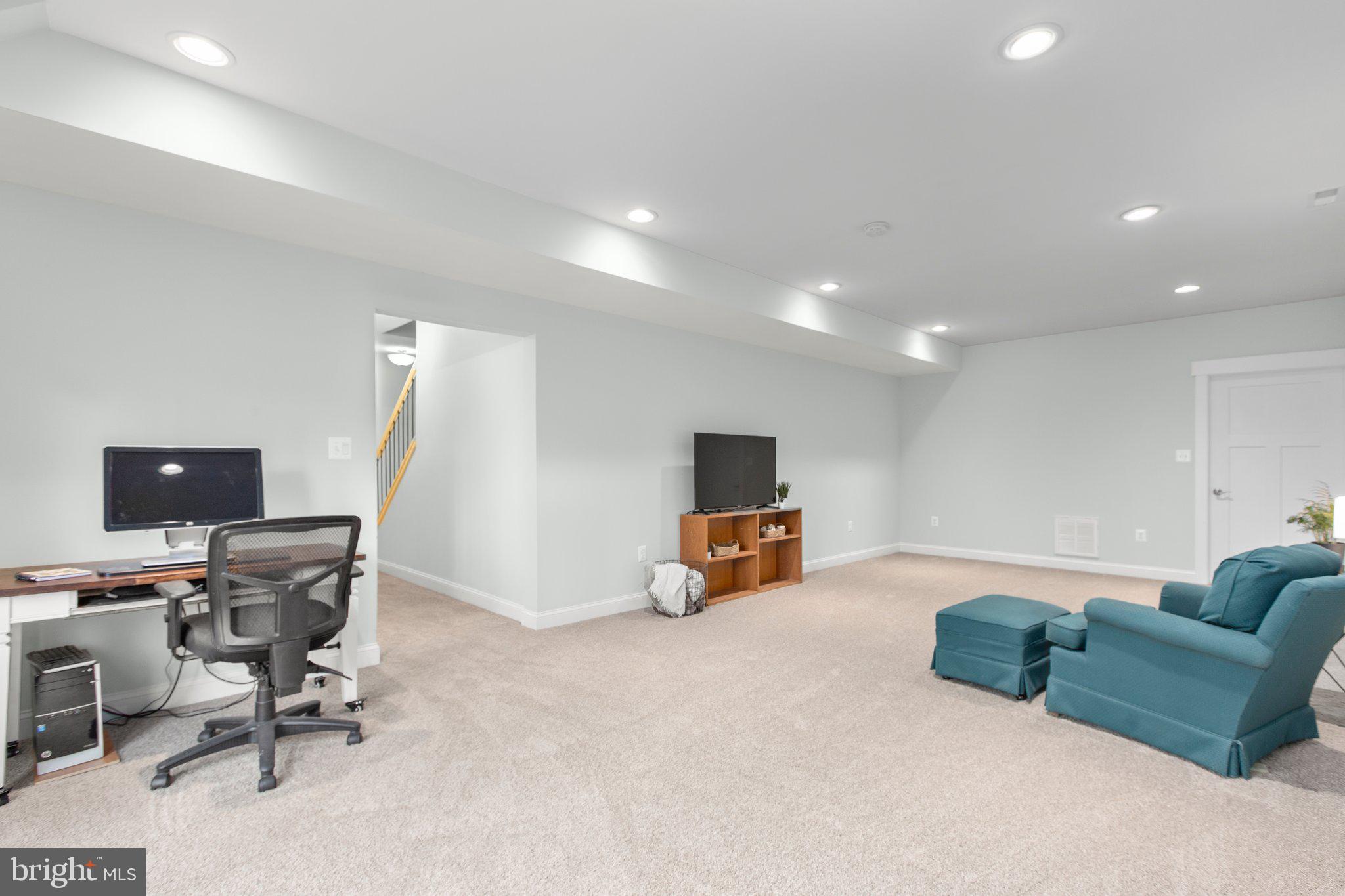 RIVER GLEN - Residential