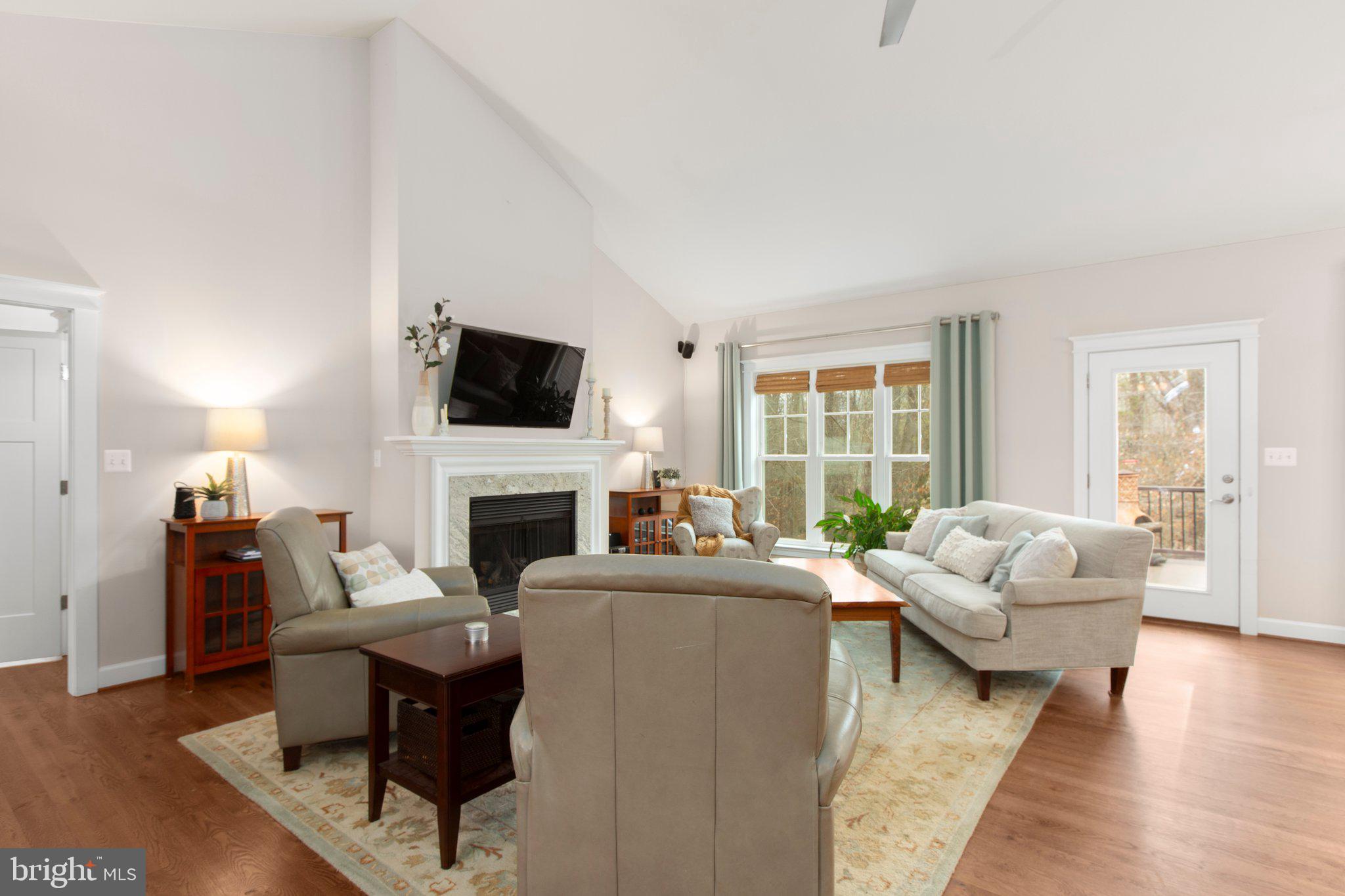 RIVER GLEN - Residential