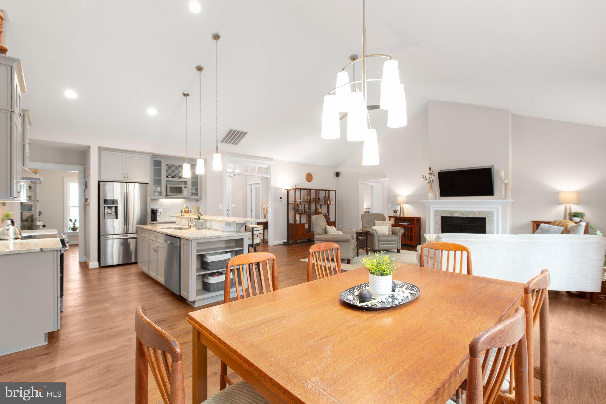 RIVER GLEN - Residential