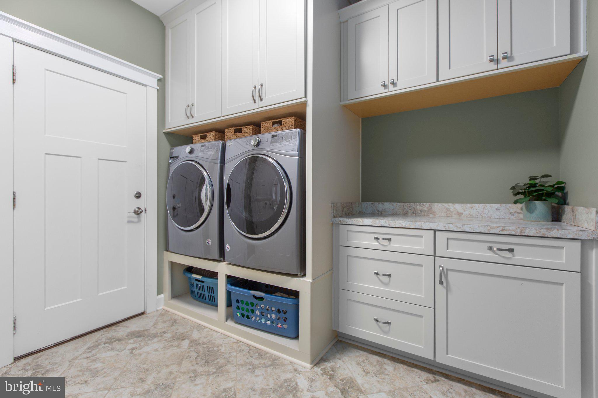 RIVER GLEN - Residential