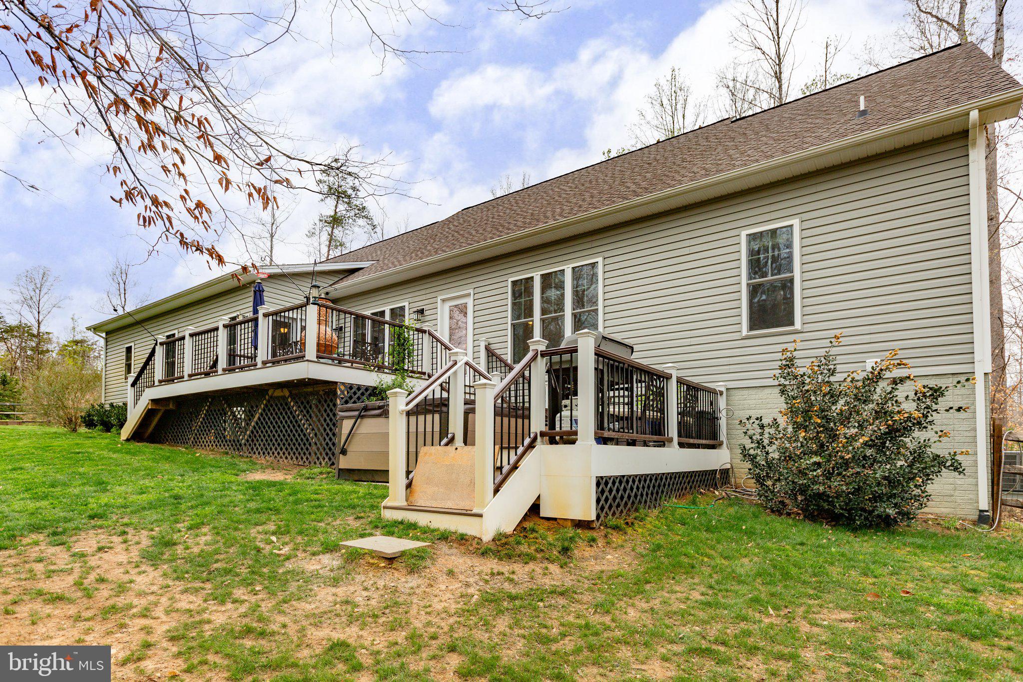 RIVER GLEN - Residential