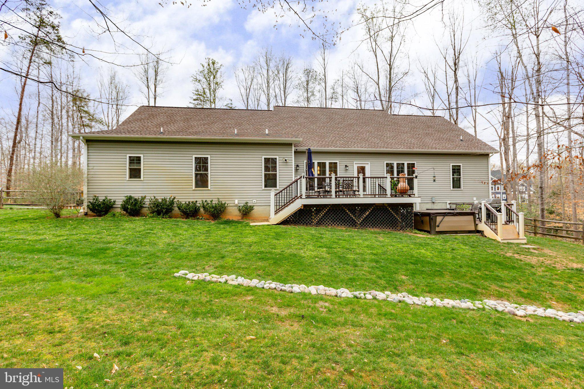 RIVER GLEN - Residential