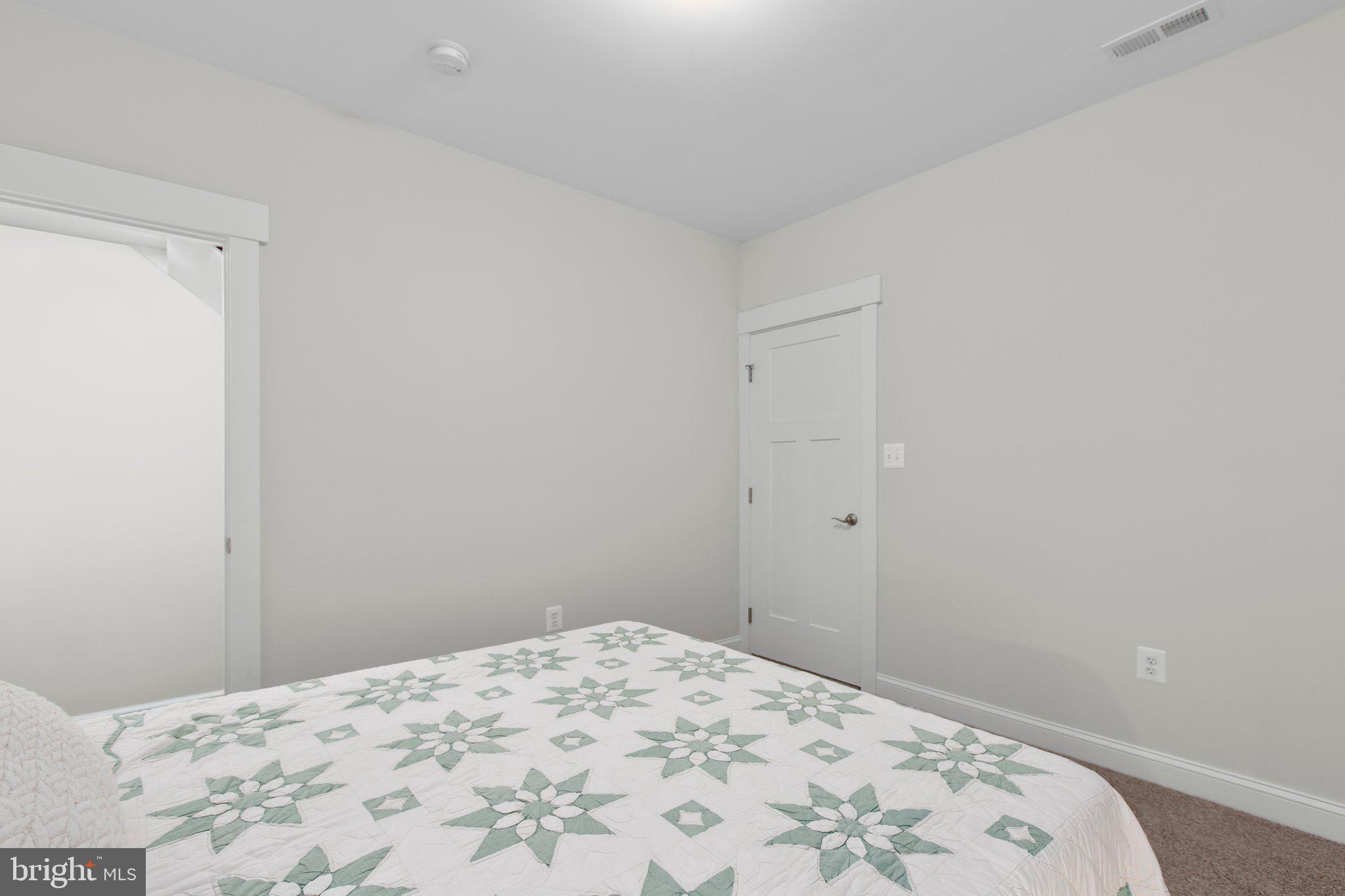 RIVER GLEN - Residential