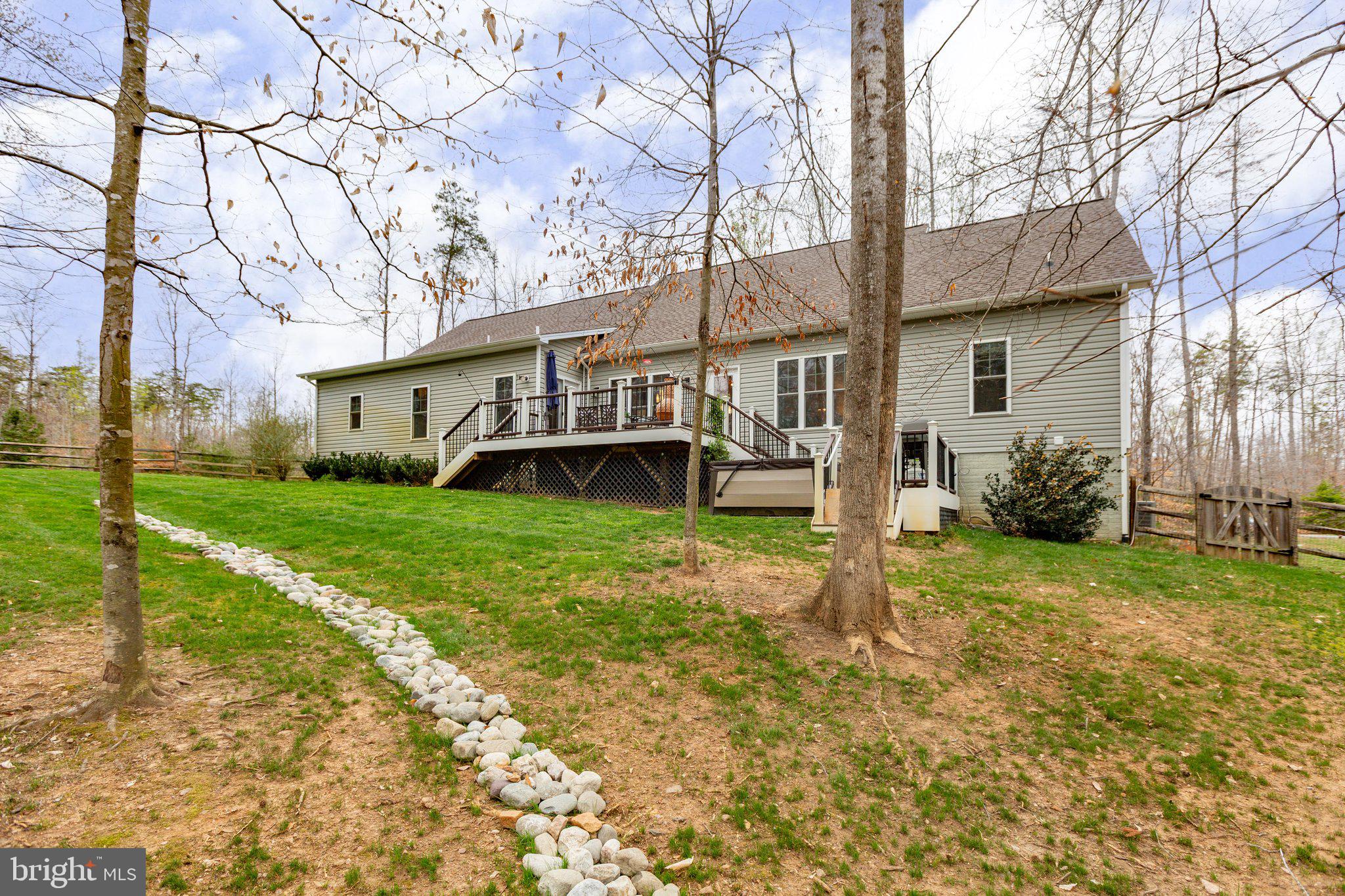 RIVER GLEN - Residential