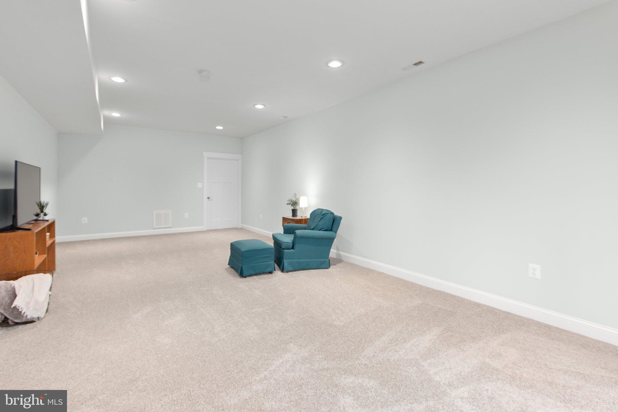 RIVER GLEN - Residential