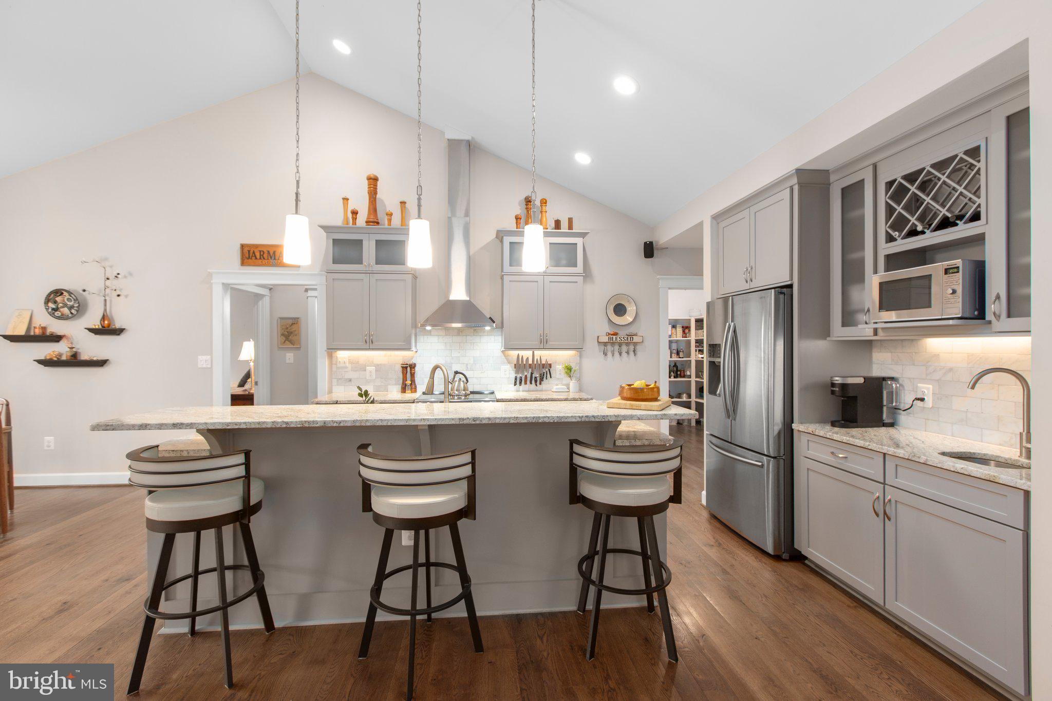 RIVER GLEN - Residential