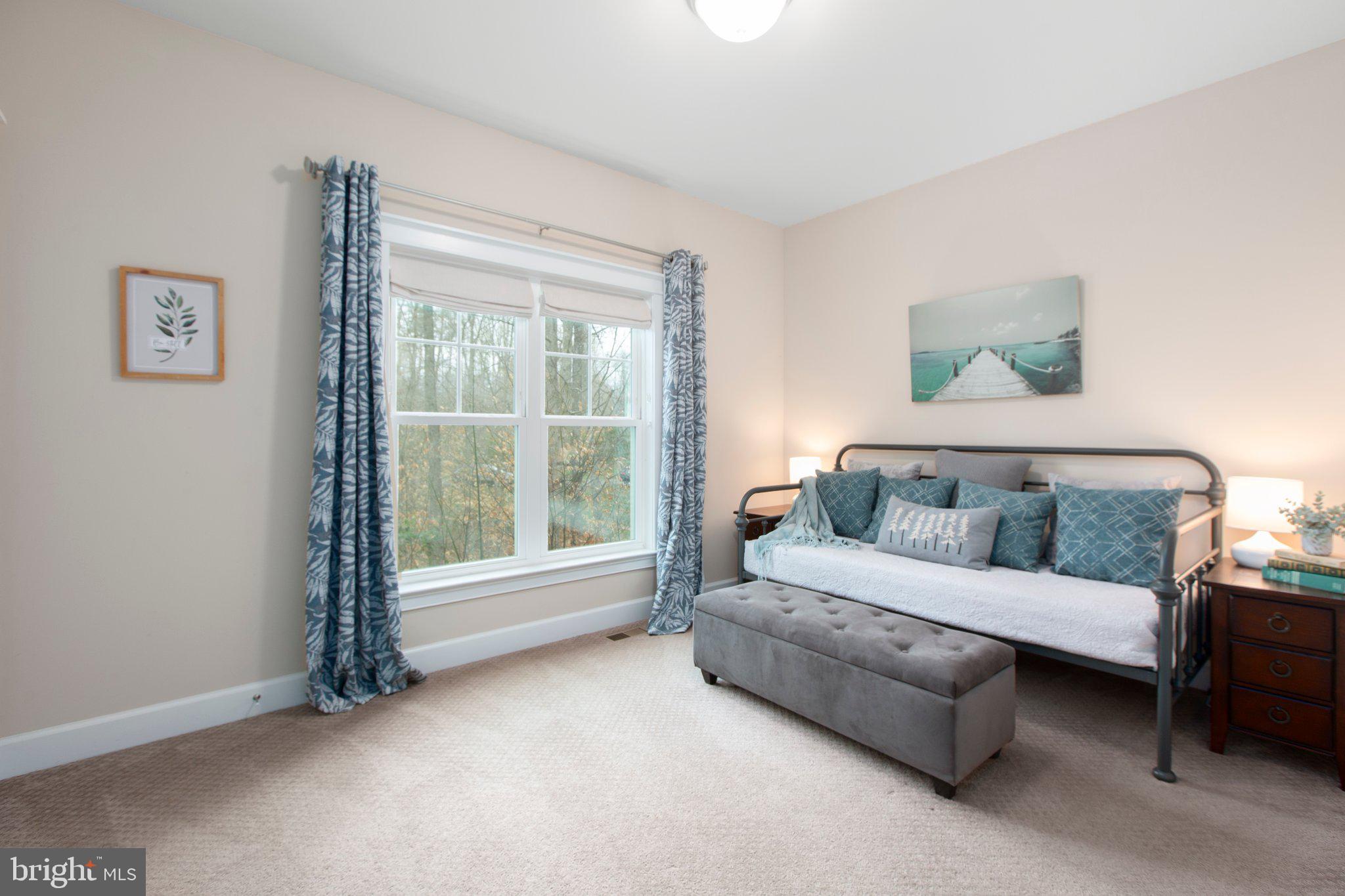 RIVER GLEN - Residential