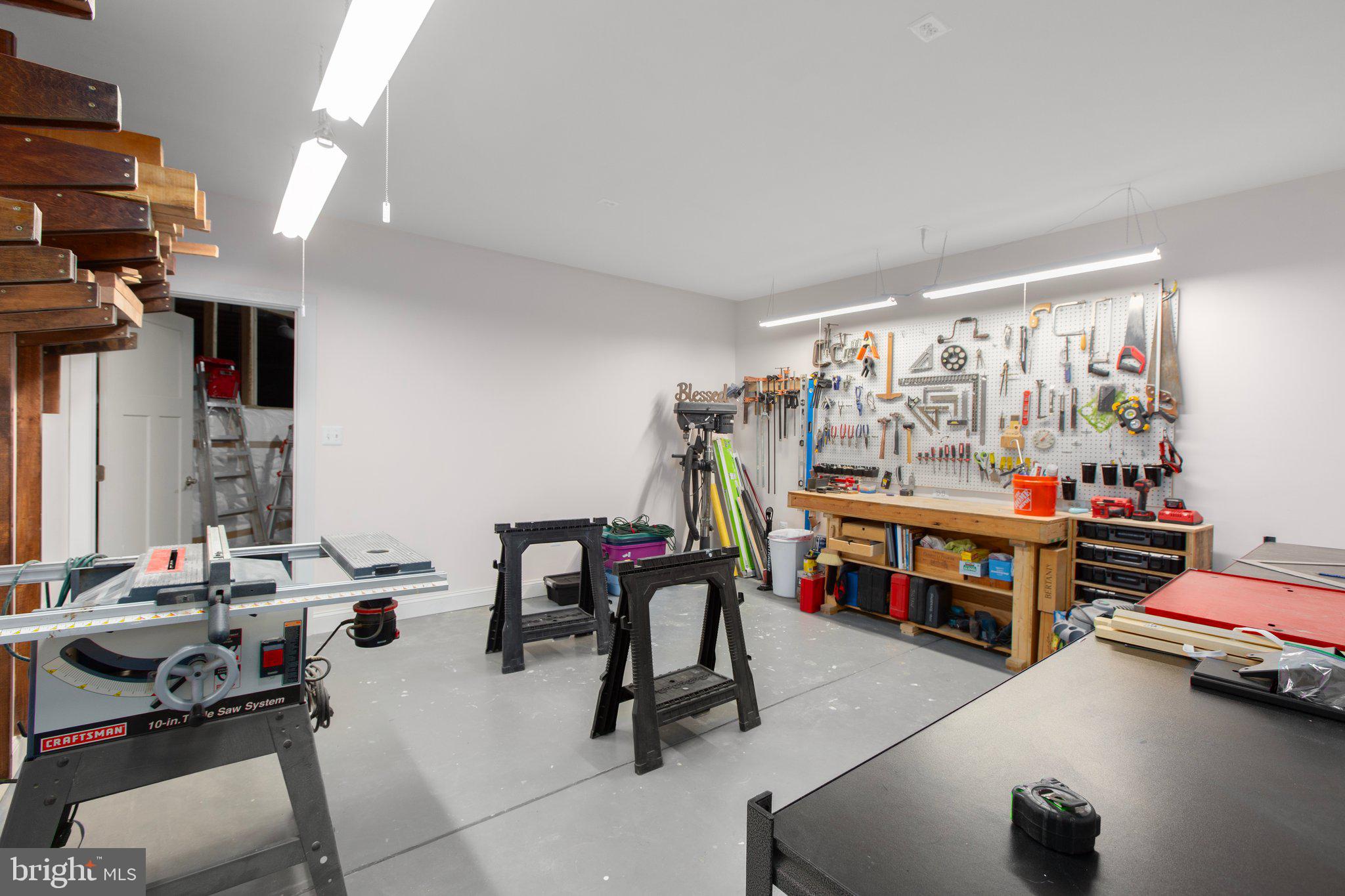 RIVER GLEN - Residential