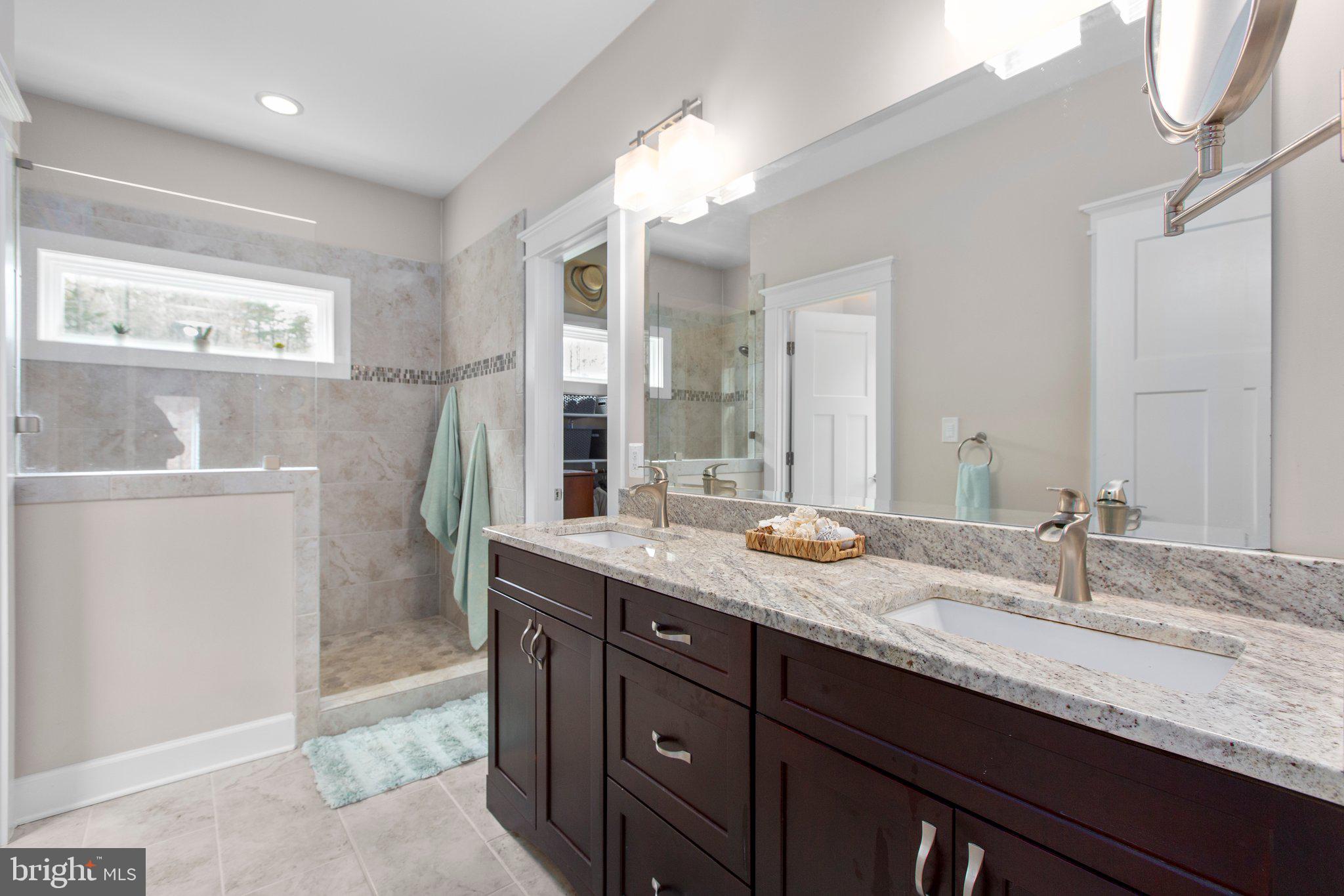 RIVER GLEN - Residential