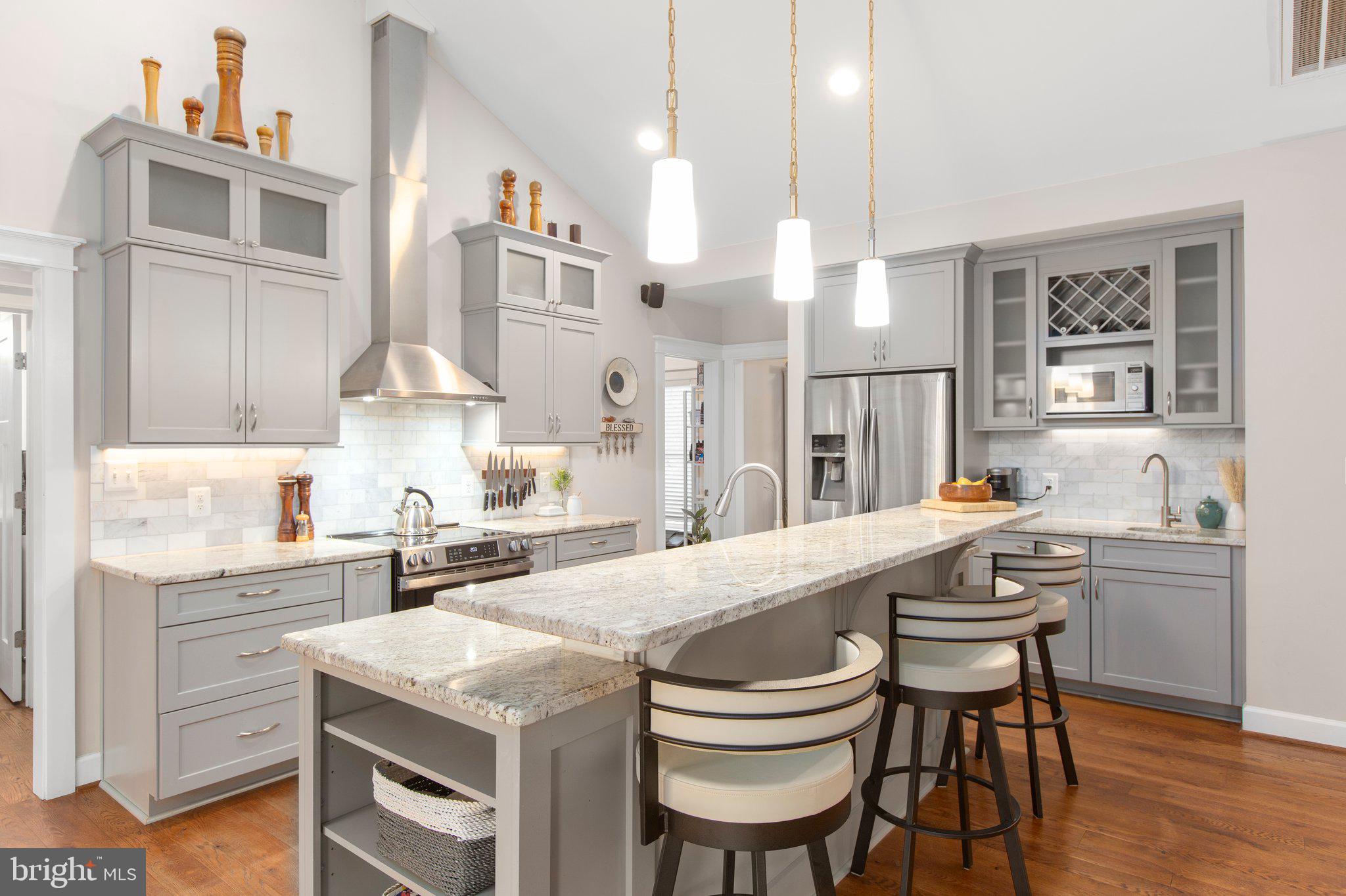 RIVER GLEN - Residential