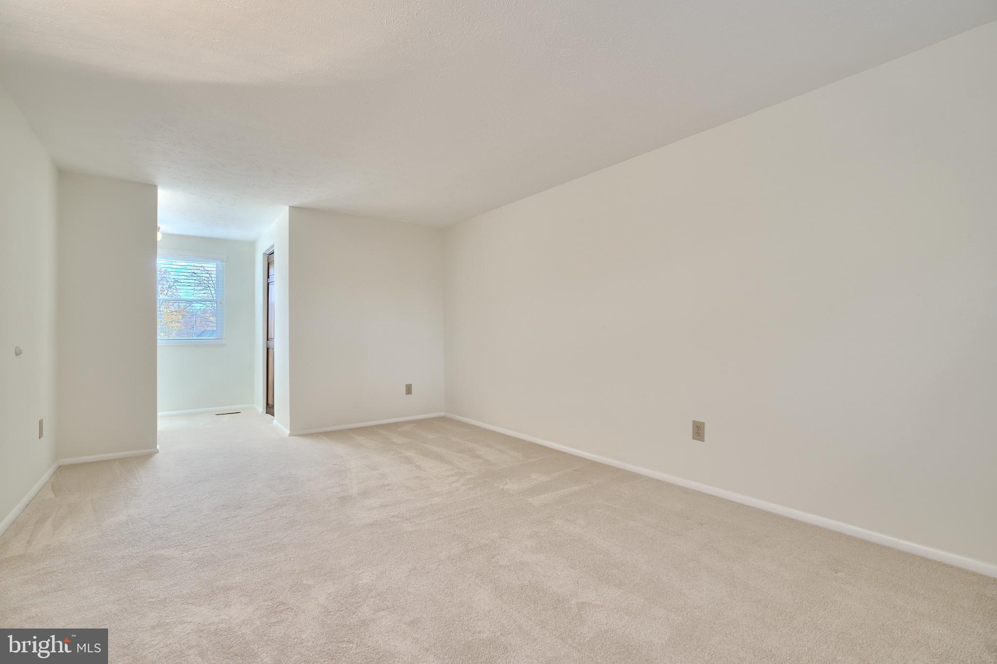 HARMANS WOODS - Residential