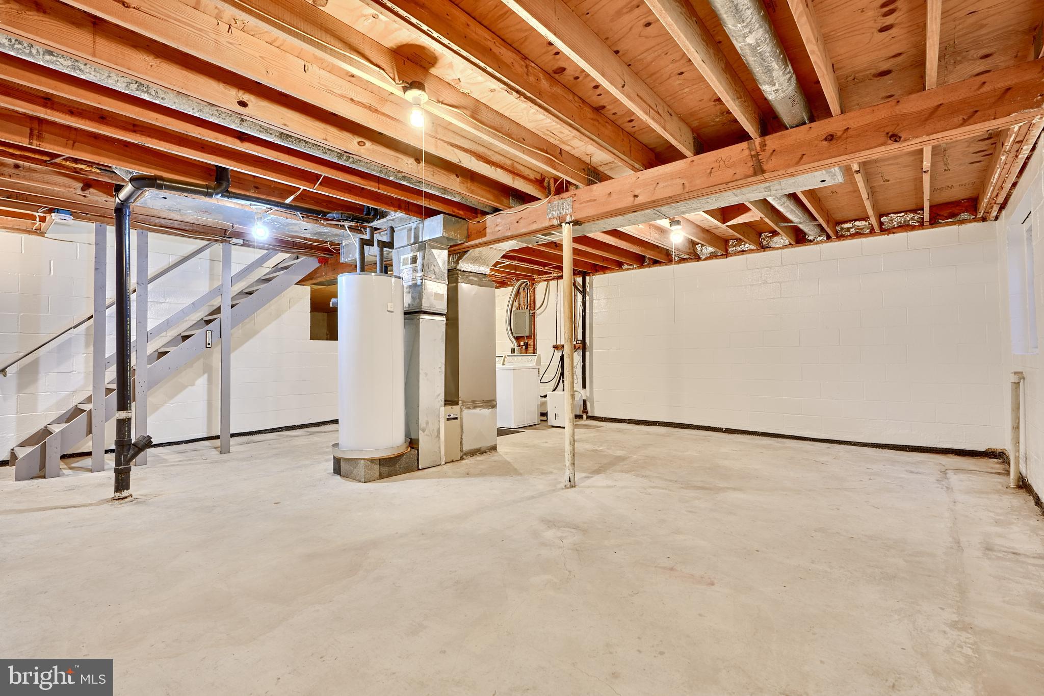 HARMANS WOODS - Residential