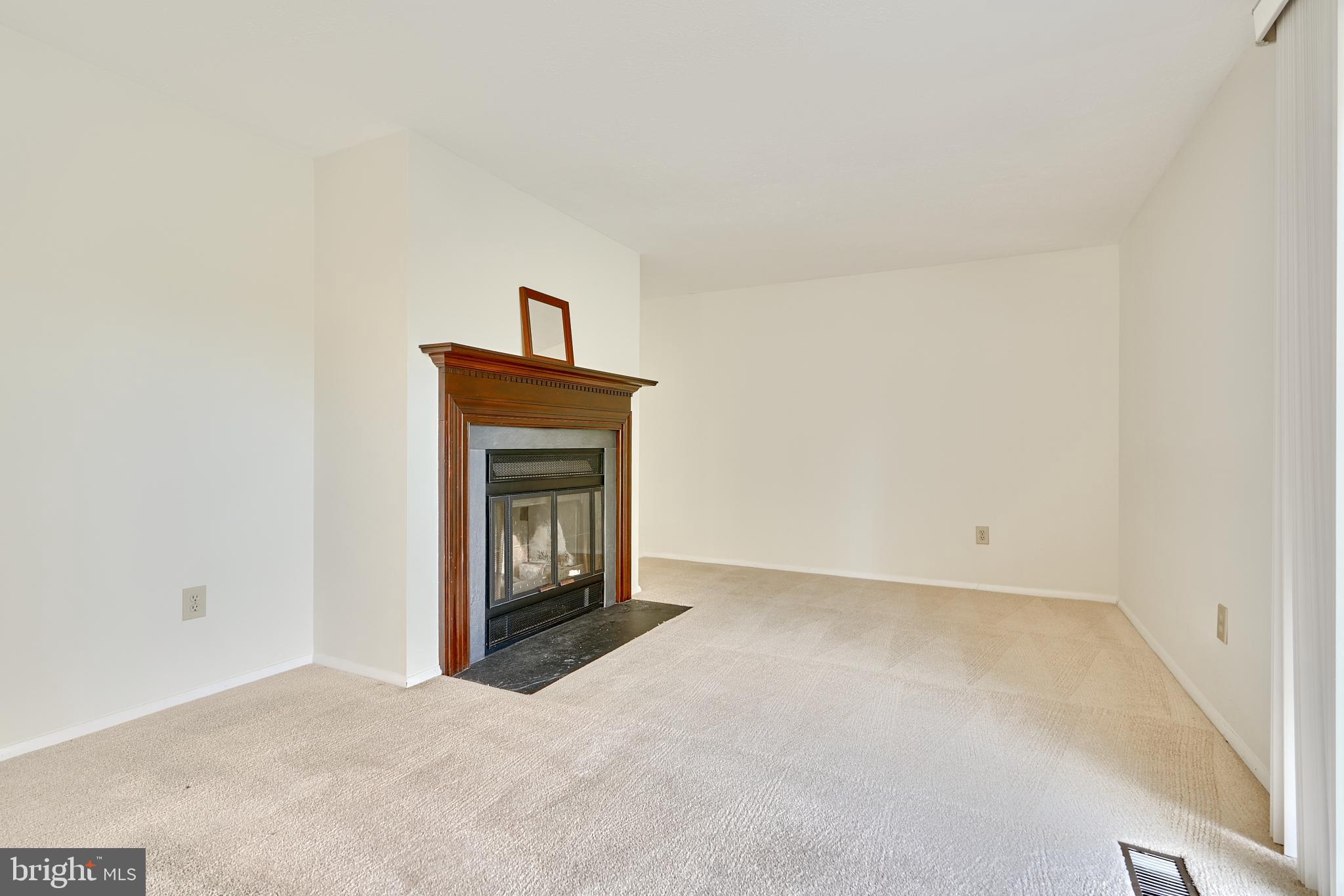 HARMANS WOODS - Residential