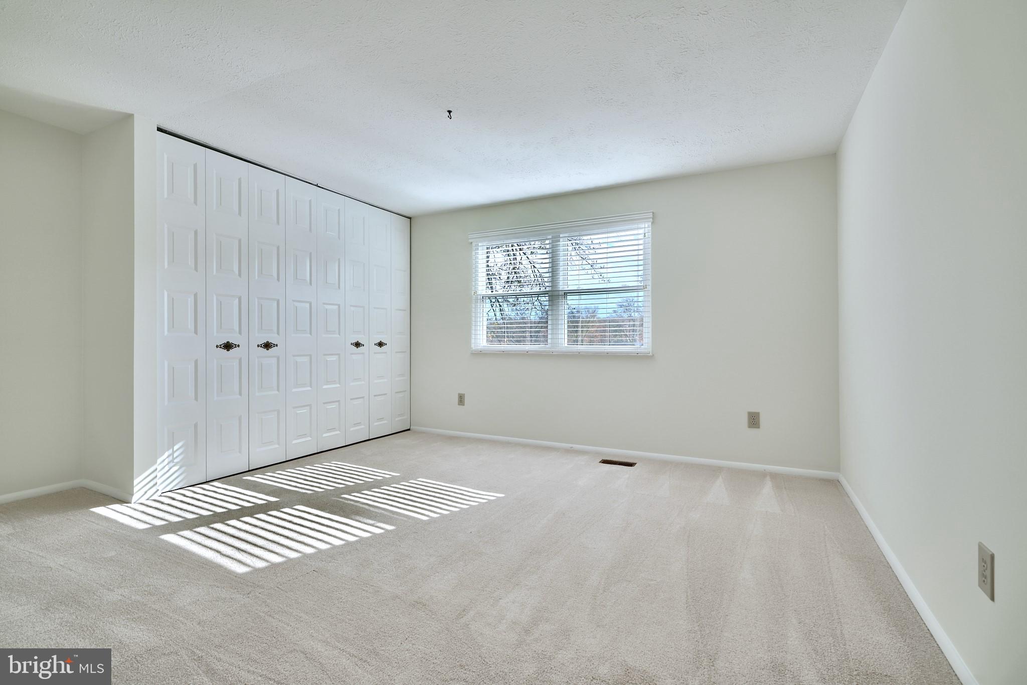 HARMANS WOODS - Residential