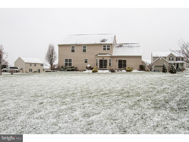 MEADOWBROOK - Residential