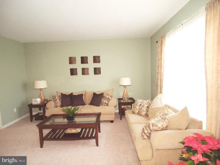 MEADOWBROOK - Residential