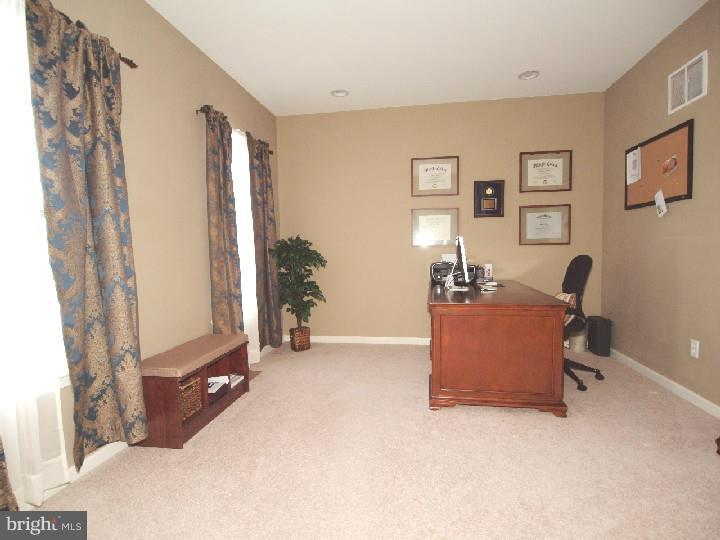 MEADOWBROOK - Residential