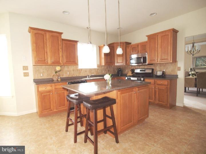 MEADOWBROOK - Residential