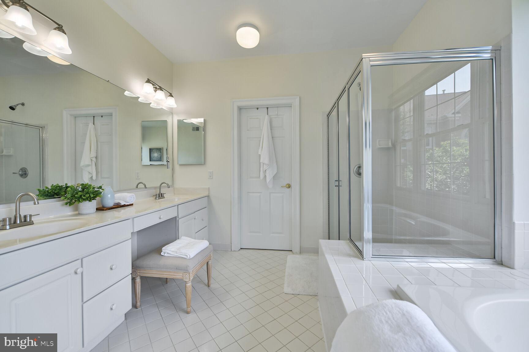 WILLOWS OF POTOMAC - Residential