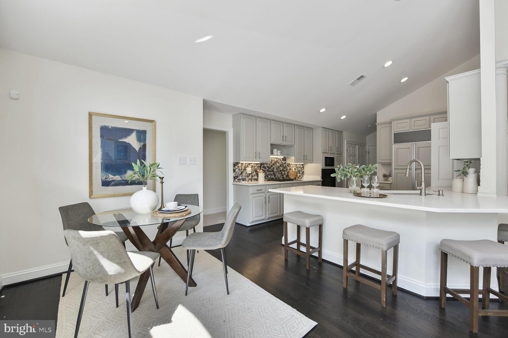 WILLOWS OF POTOMAC - Residential