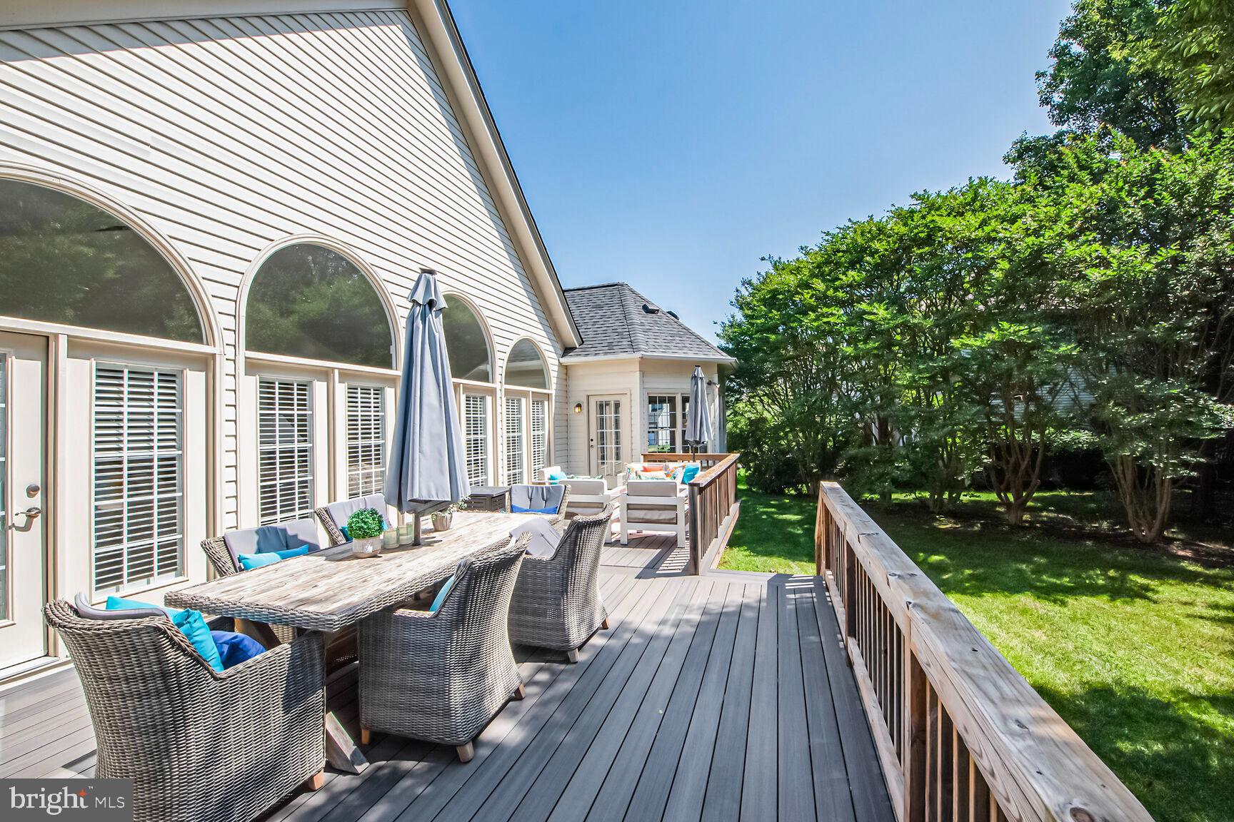 WILLOWS OF POTOMAC - Residential